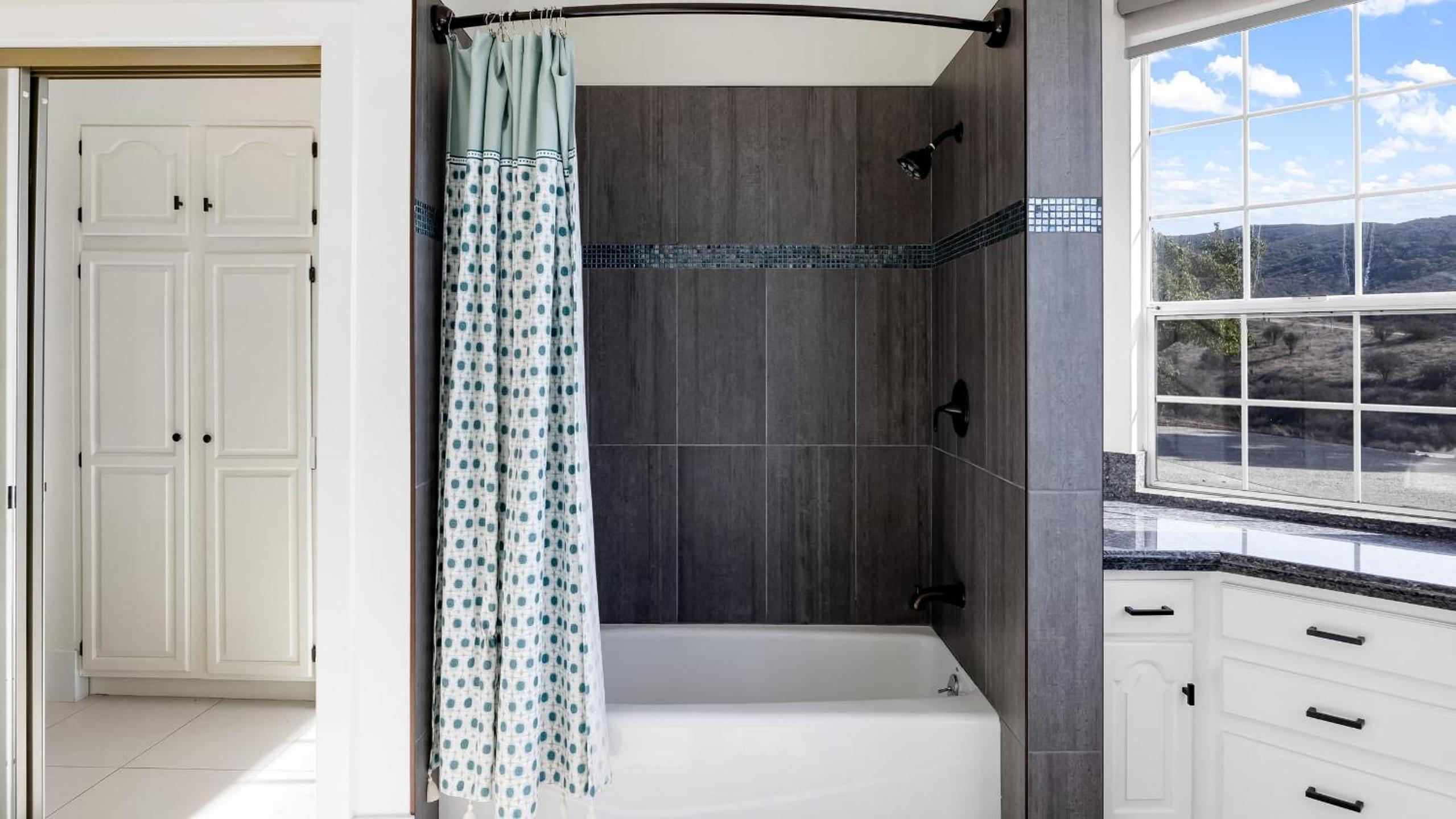 Temecula Stay w Pool Movie Room Sauna Tennis Court Panoramic Valley Views Via de Oro Estate by Avantstay