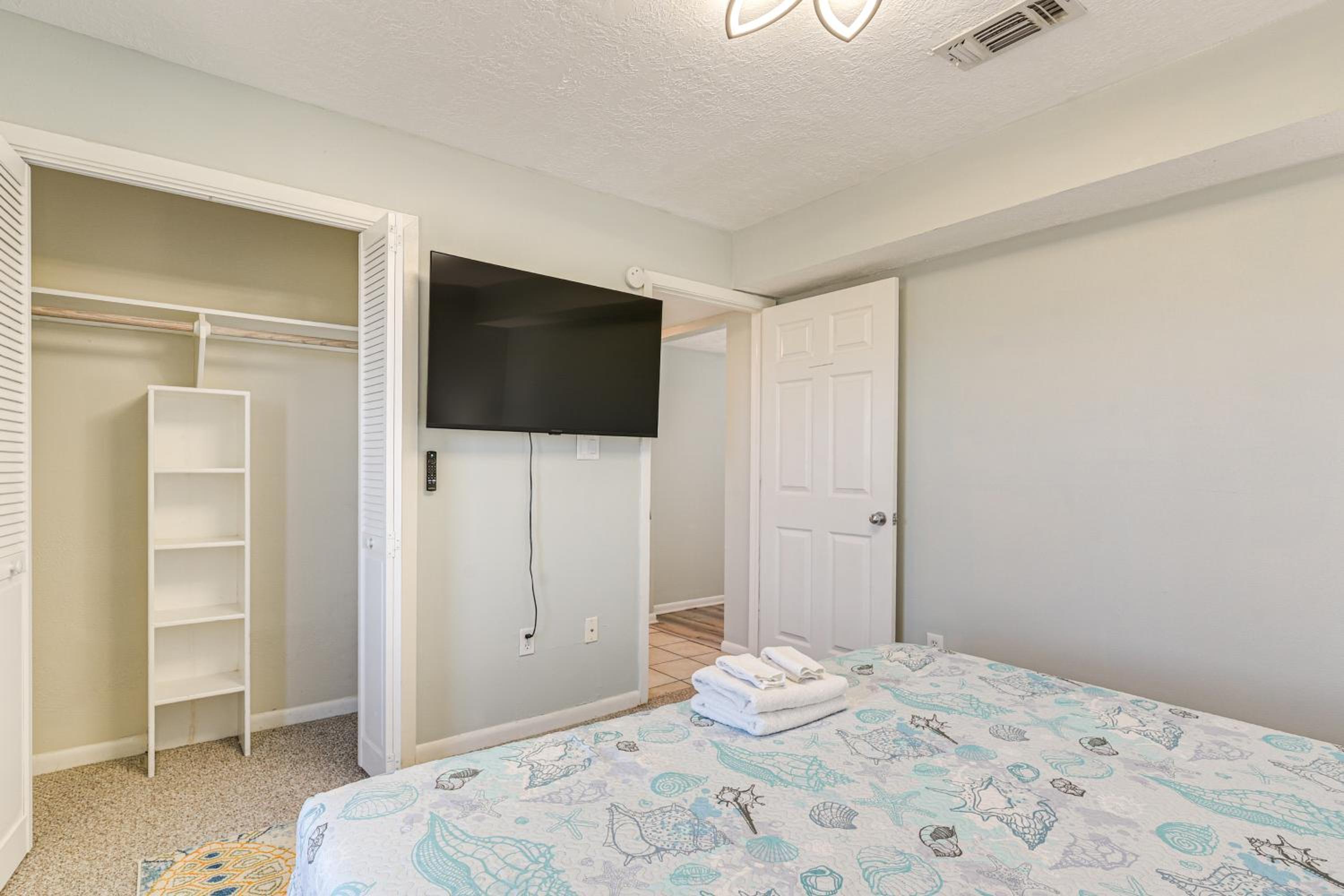 Walk to Beach Ocean-View Family Home in Galveston