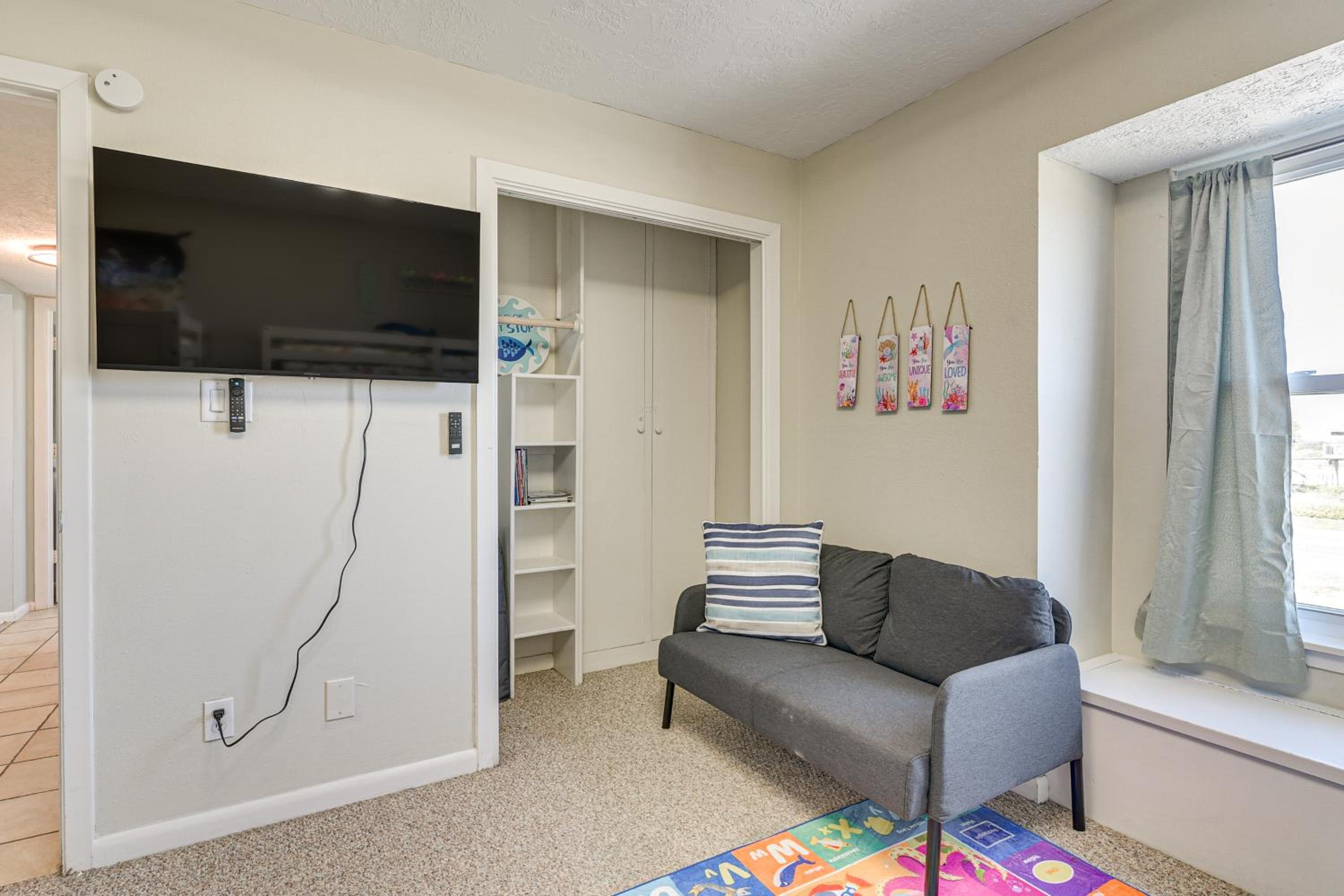 Walk to Beach Ocean-View Family Home in Galveston