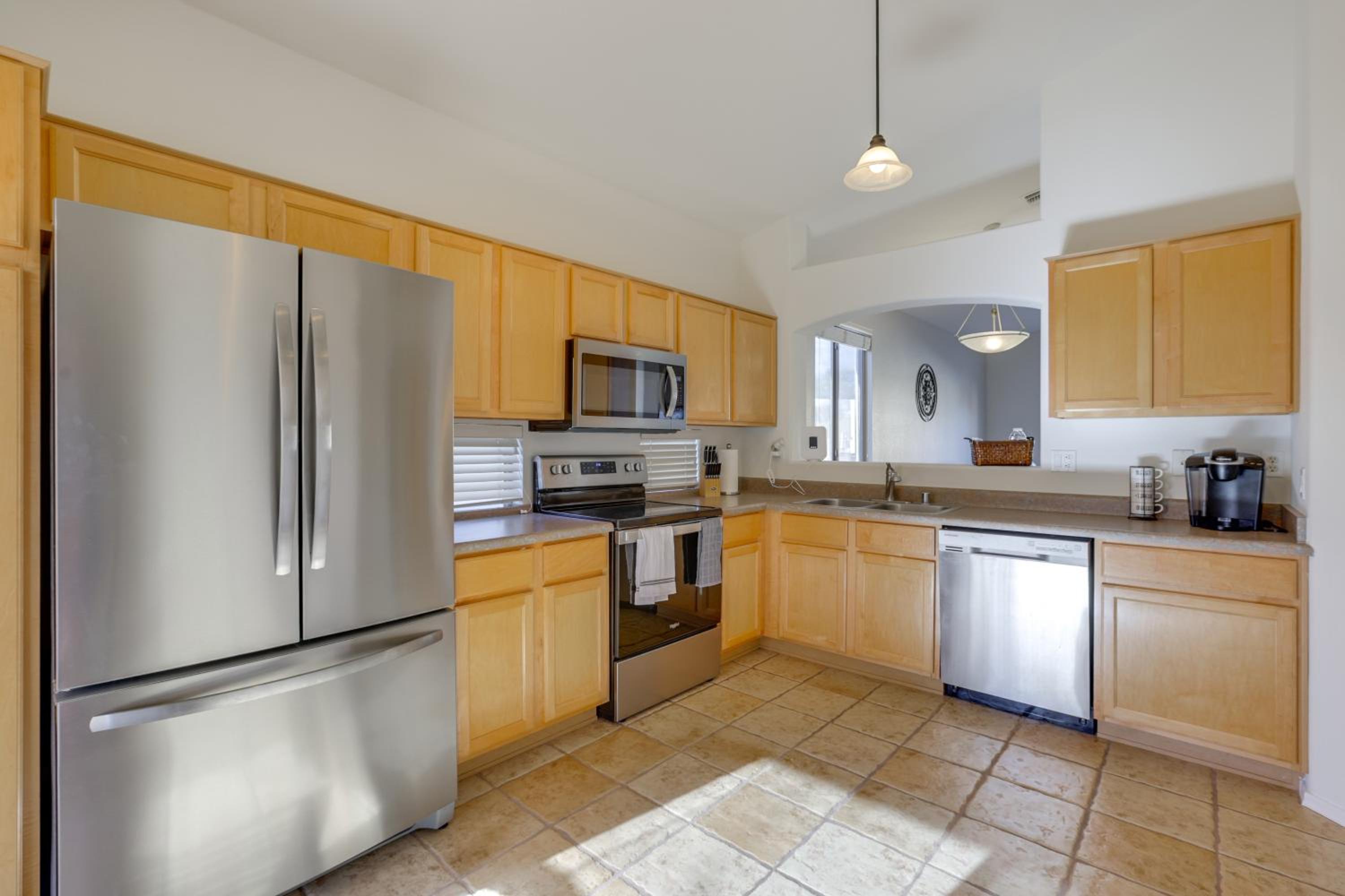 Hike, Golf and Relax Desert Retreat in Cave Creek