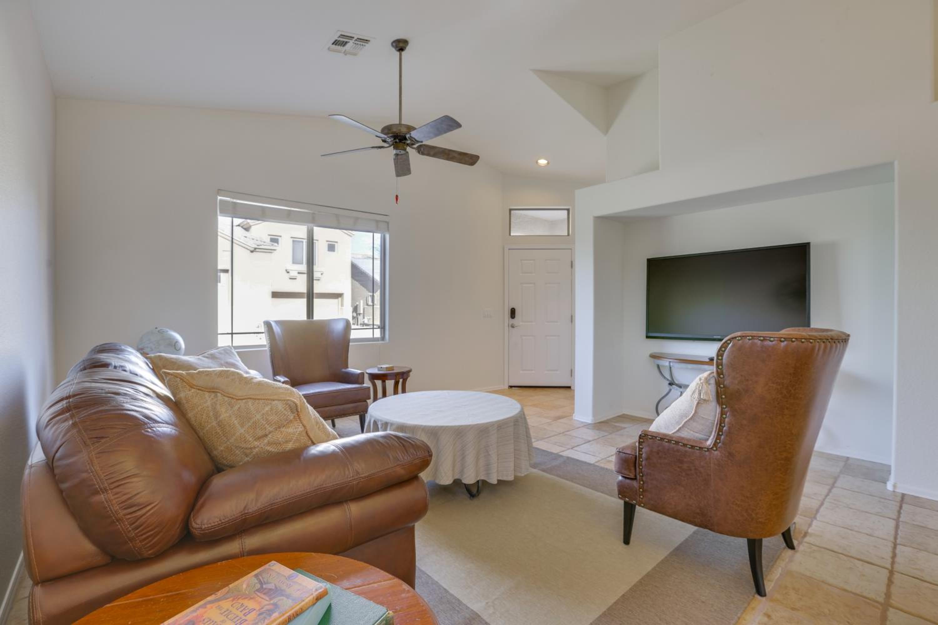 Hike, Golf and Relax Desert Retreat in Cave Creek