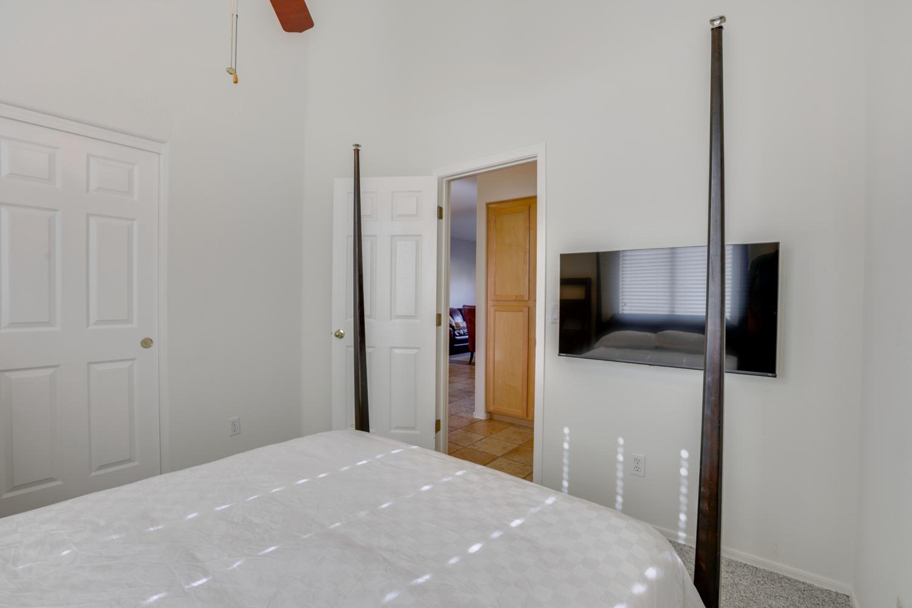 Hike, Golf and Relax Desert Retreat in Cave Creek
