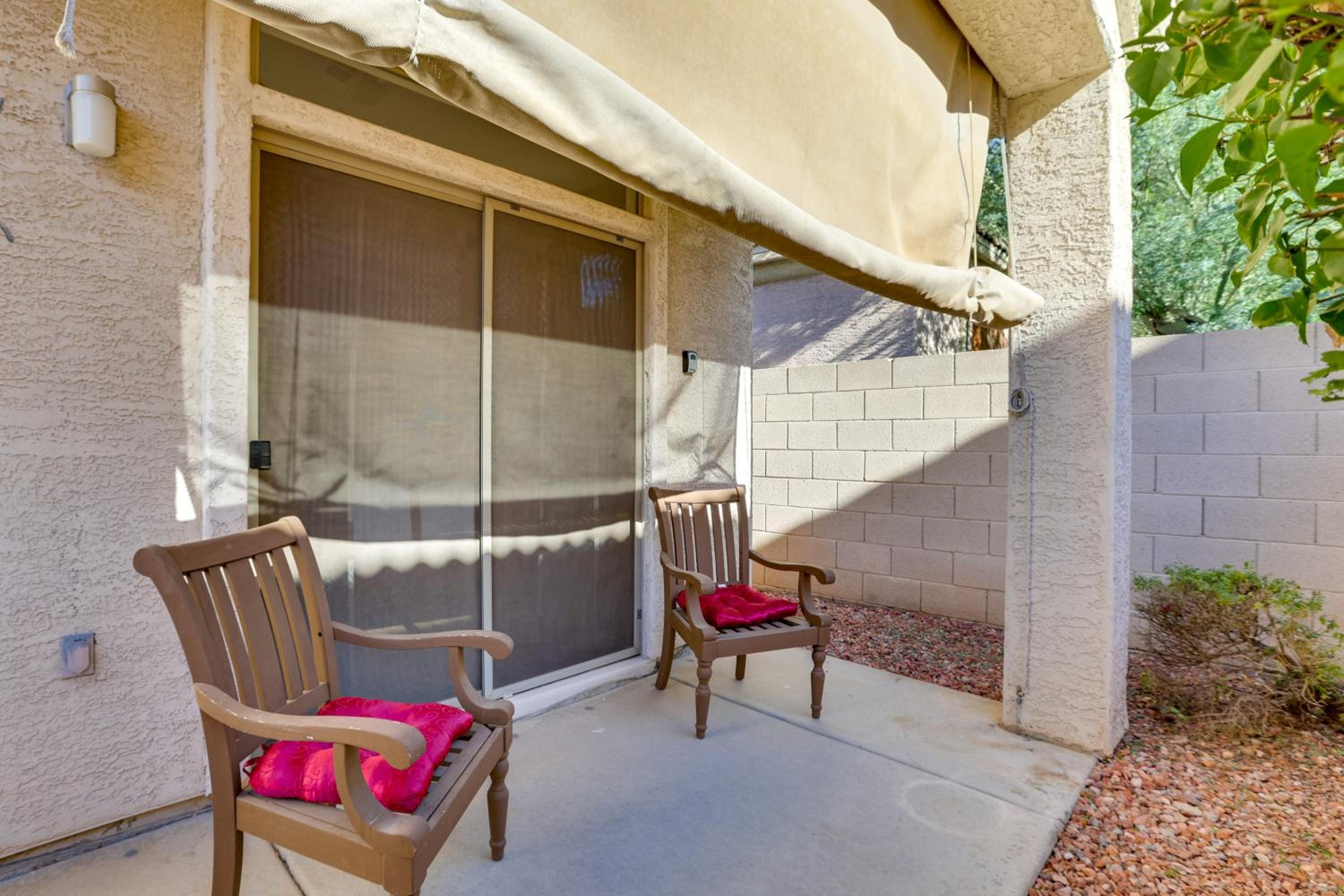 Hike, Golf and Relax Desert Retreat in Cave Creek