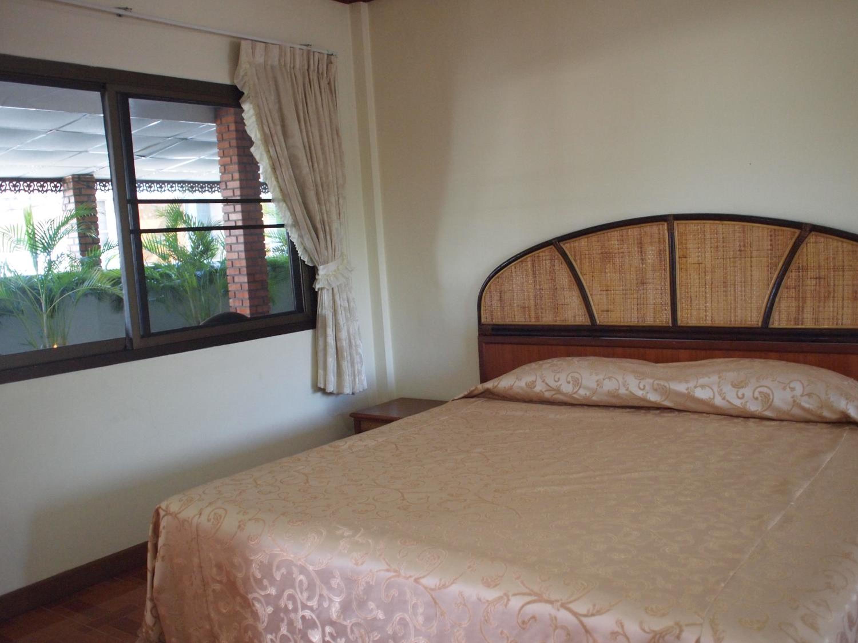 Roongruang Hotel