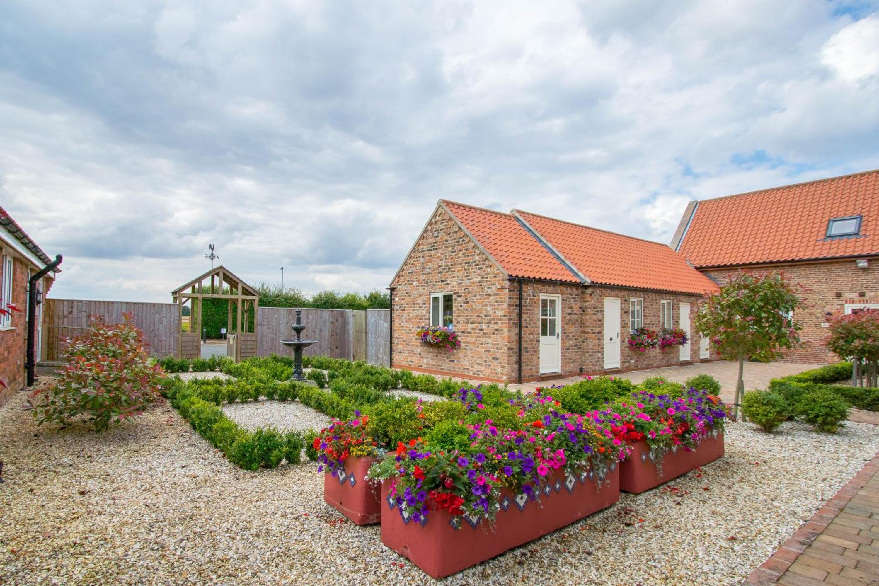 Meals Farm - Courtyard Room view 2