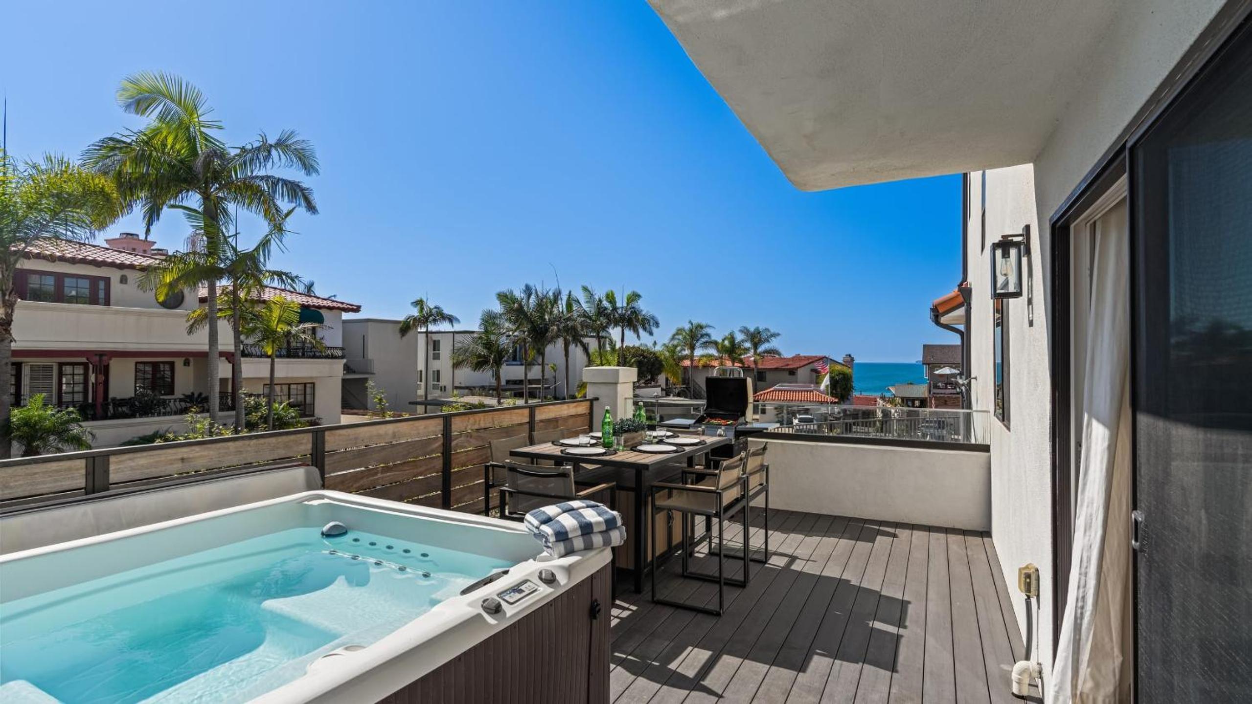 Walk to Beach Hot Tub Oceanview Deck 259 Trailhead Trestles 2 by AvantStay