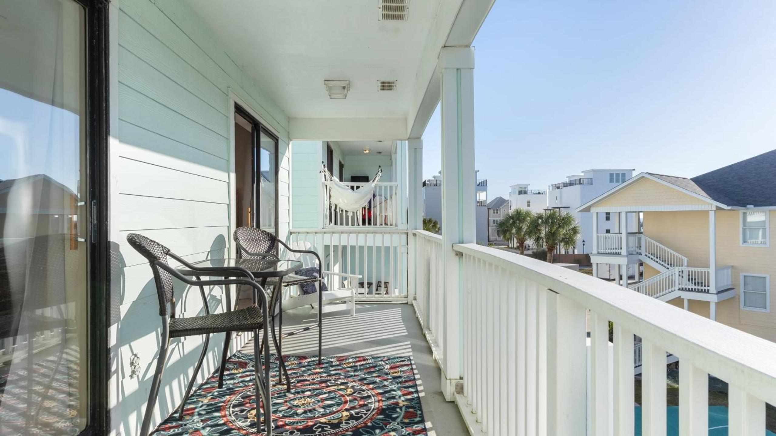 Steps to the Beach Pool Tennis Putting Green Southwinds H12 by AvantStay