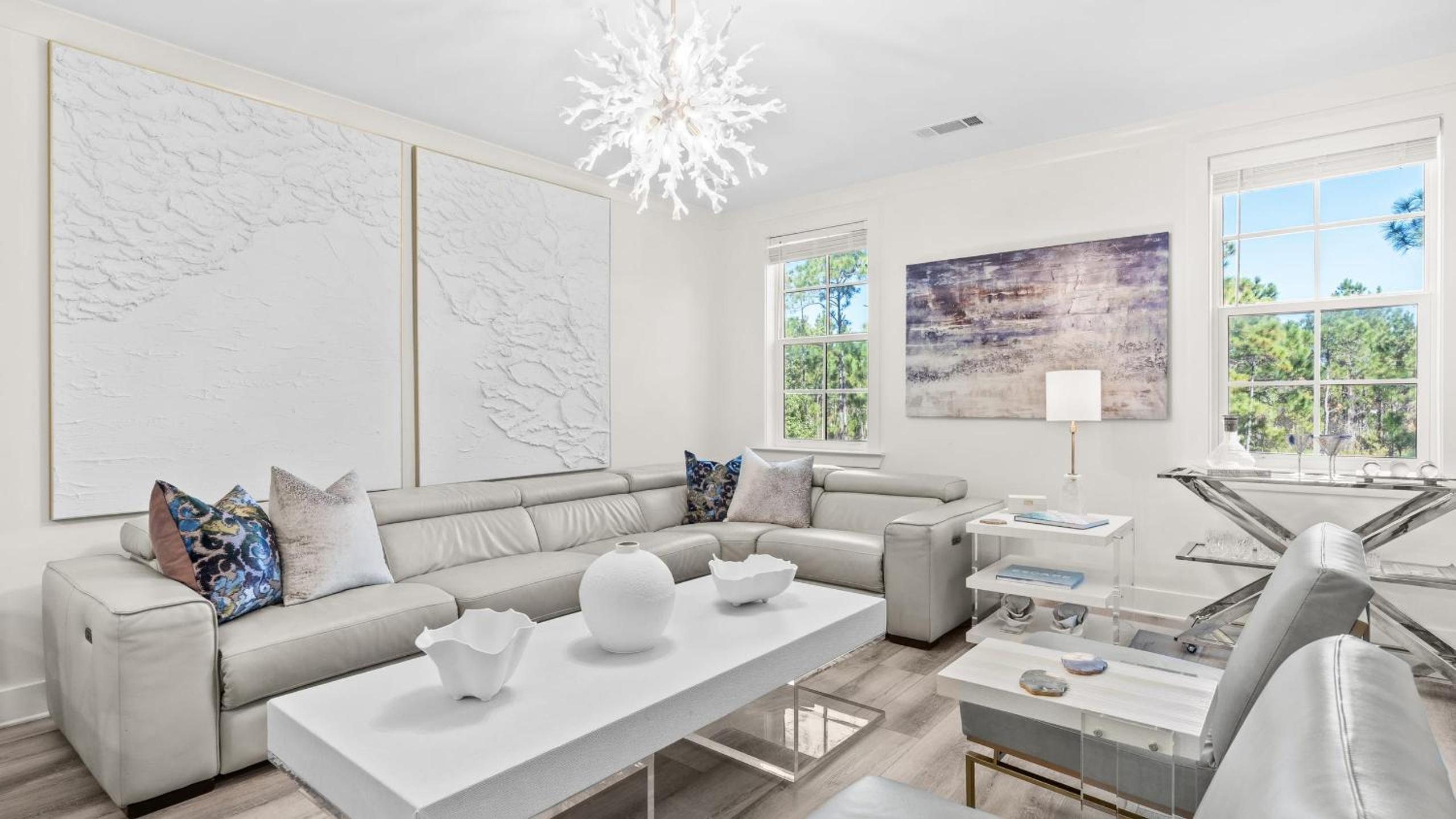 Bright 30A Two-Suite Condo — Balcony Views Pool Hot Tub Near Gulf Place Emerald Oasis by AvantStay
