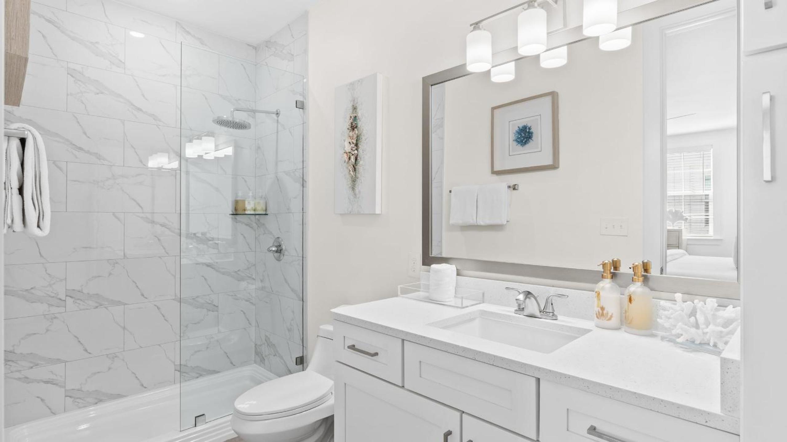 Bright 30A Two-Suite Condo — Balcony Views Pool Hot Tub Near Gulf Place Emerald Oasis by AvantStay