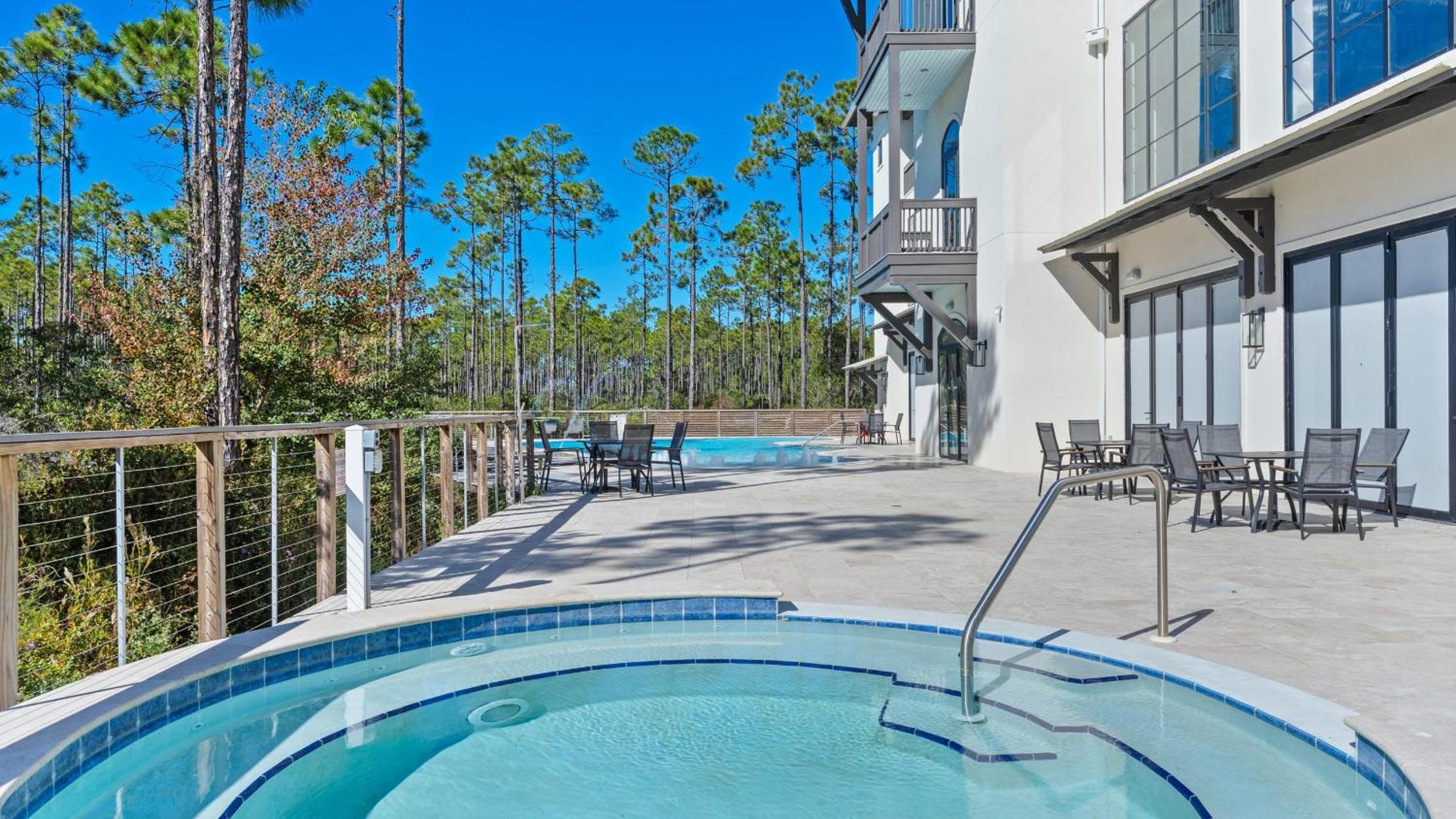 Bright 30A Two-Suite Condo — Balcony Views Pool Hot Tub Near Gulf Place Emerald Oasis by AvantStay