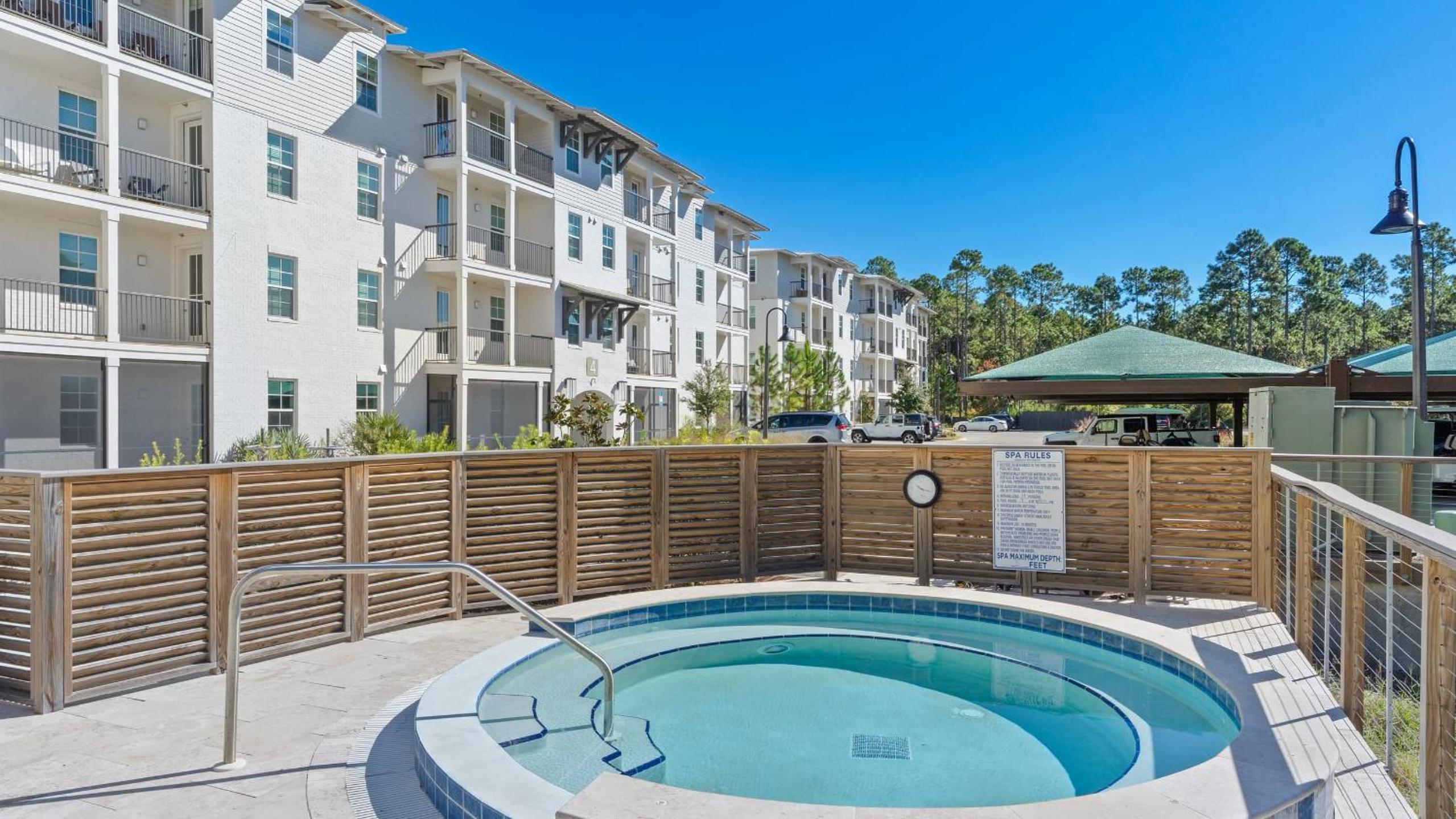 Bright 30A Two-Suite Condo — Balcony Views Pool Hot Tub Near Gulf Place Emerald Oasis by AvantStay