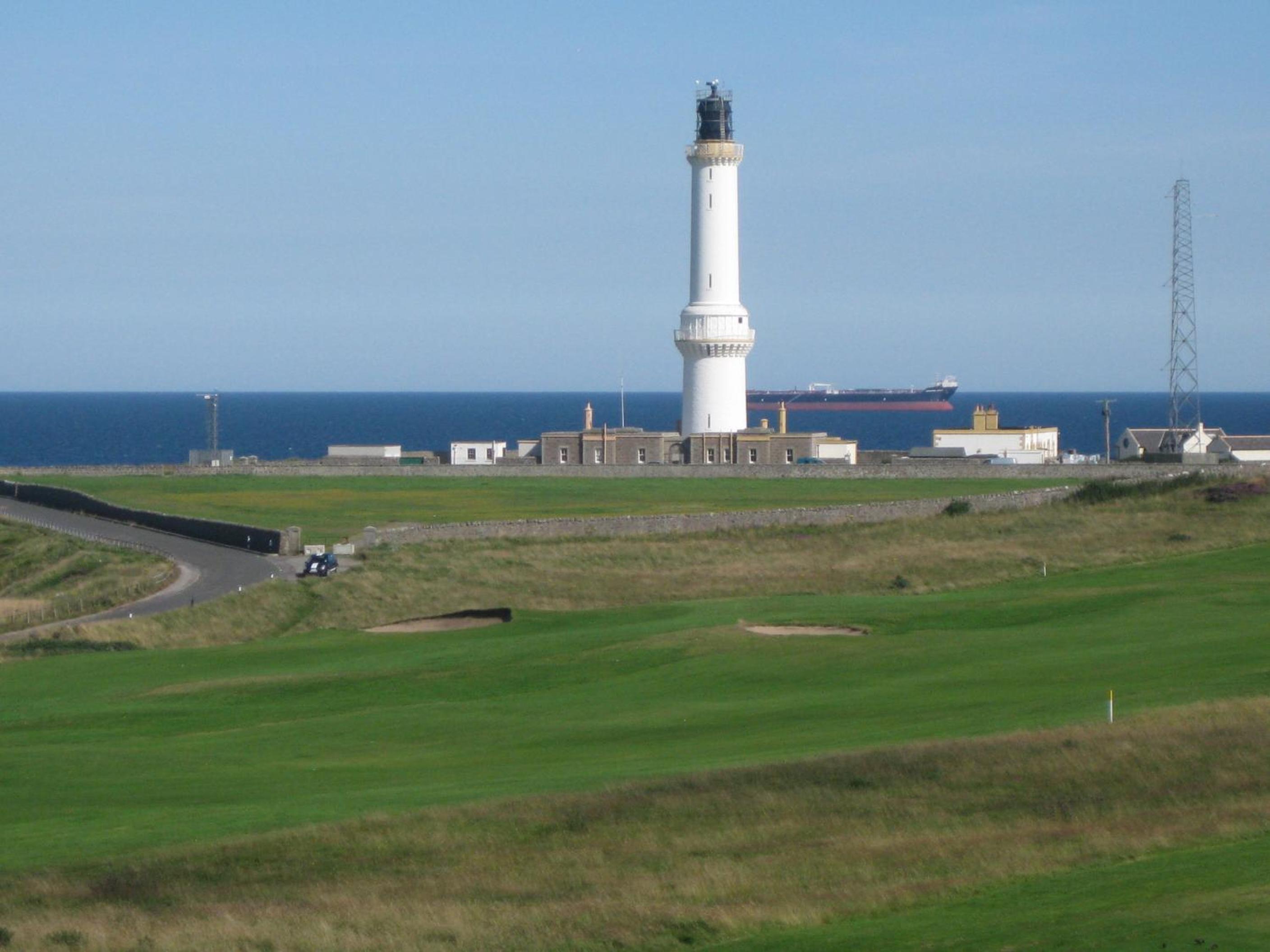 Aberdeen Lighthouse Cottages - coastal, dolphins