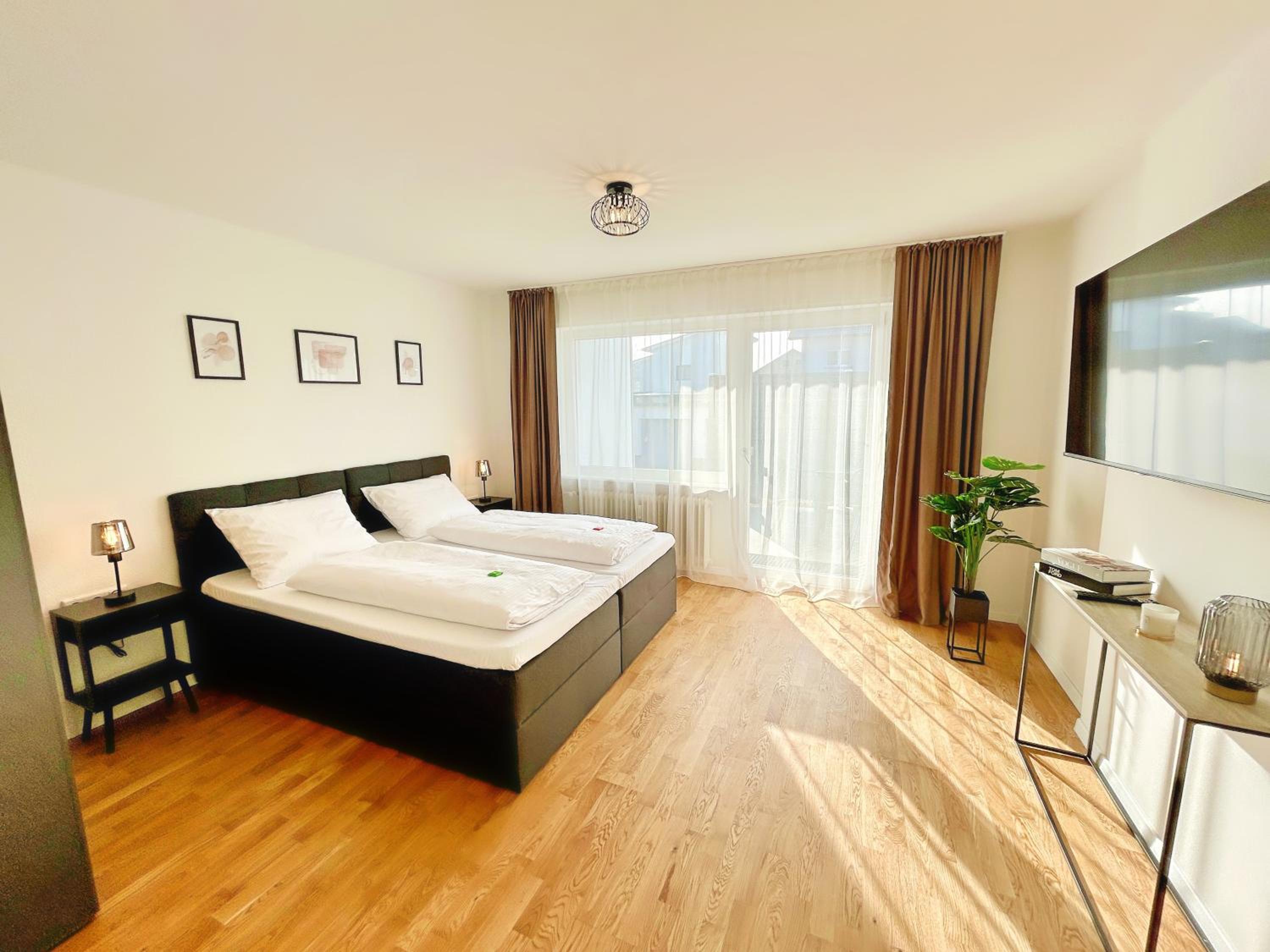 Basilisk Homes - in Grenzach-Wyhlen bei Basel - 4 x Moderne Fewos je 1bis2, 1bis4 oder 1bis6 Pers mit Küche und Balkon oder Terrasse - Parkplätze vorhanden