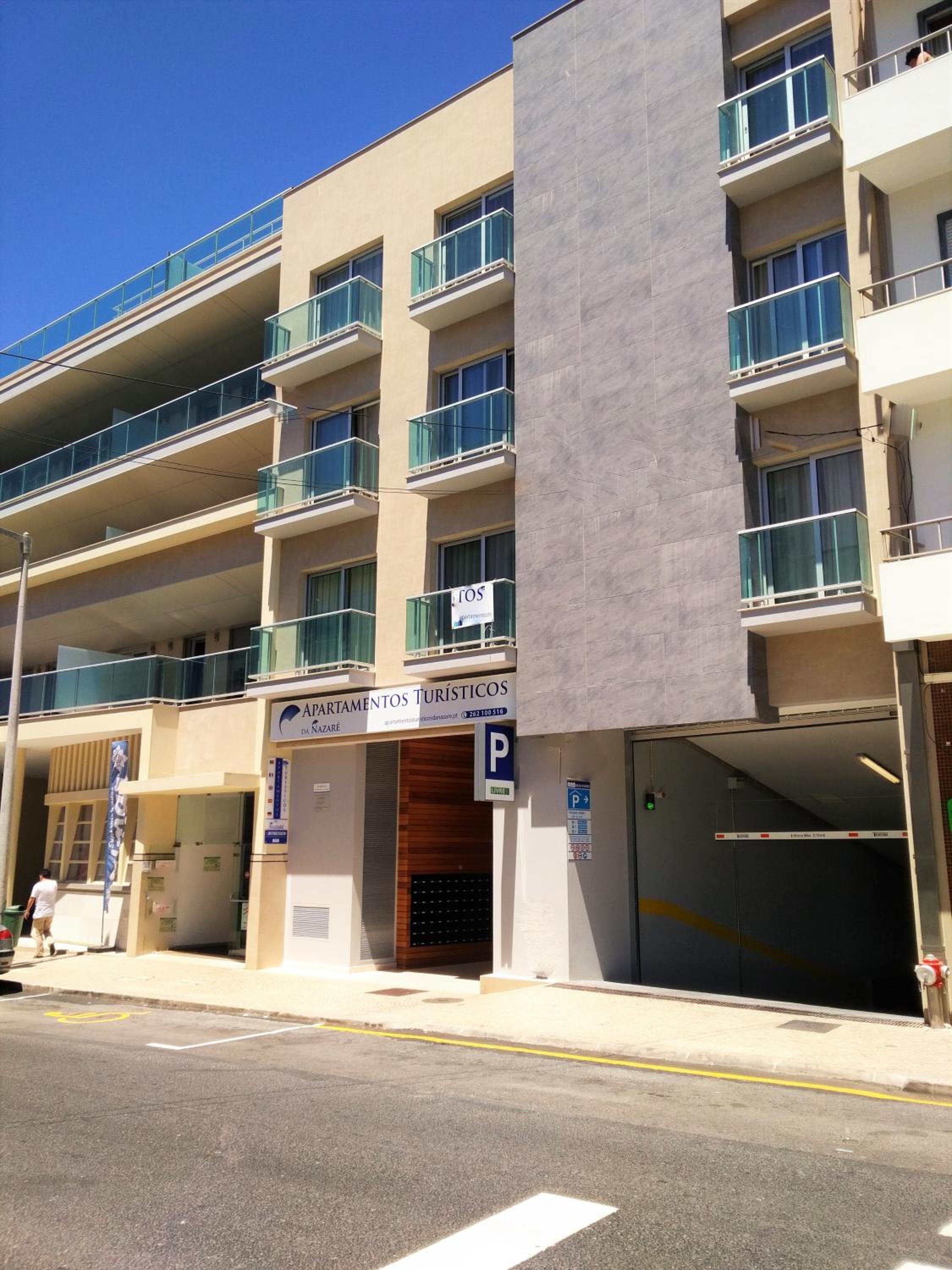 Hotel Apartamentos Turisticos da Nazare - Image 1