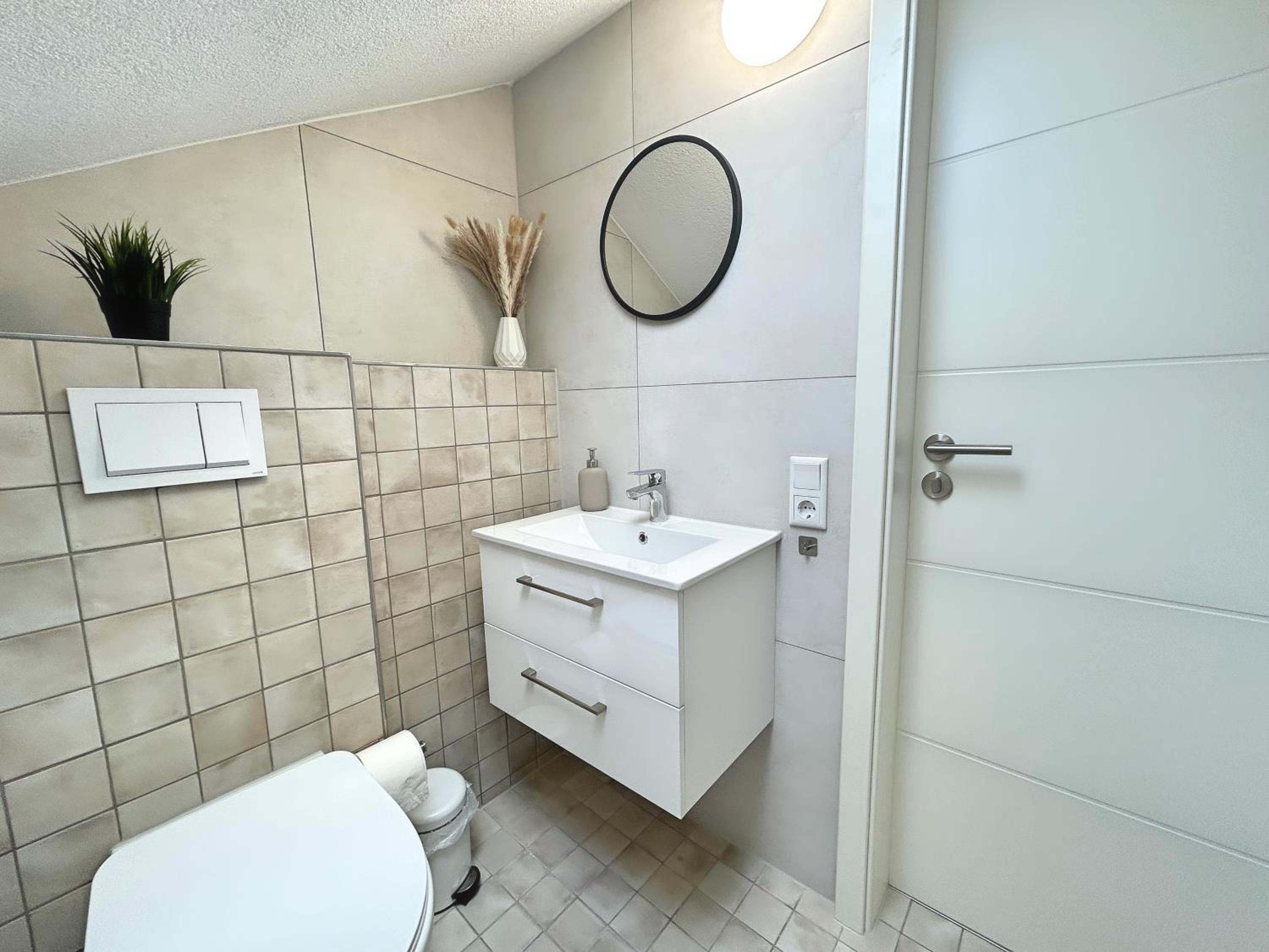 Basilisk Homes - in Grenzach-Wyhlen bei Basel - 4 x Moderne Fewos je 1bis2, 1bis4 oder 1bis6 Pers mit Küche und Balkon oder Terrasse - Parkplätze vorhanden