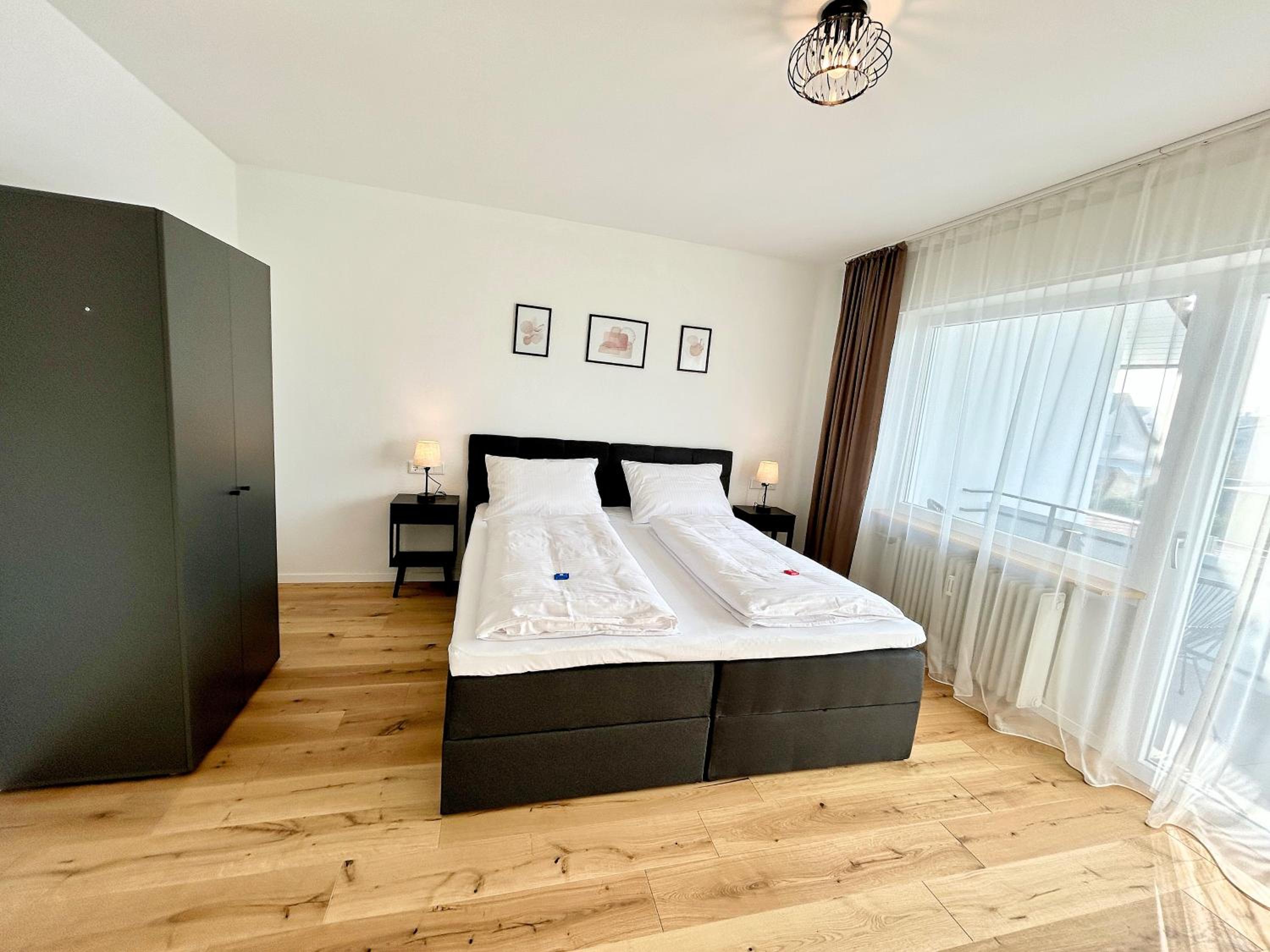 Basilisk Homes - in Grenzach-Wyhlen bei Basel - 4 x Moderne Fewos je 1bis2, 1bis4 oder 1bis6 Pers mit Küche und Balkon oder Terrasse - Parkplätze vorhanden