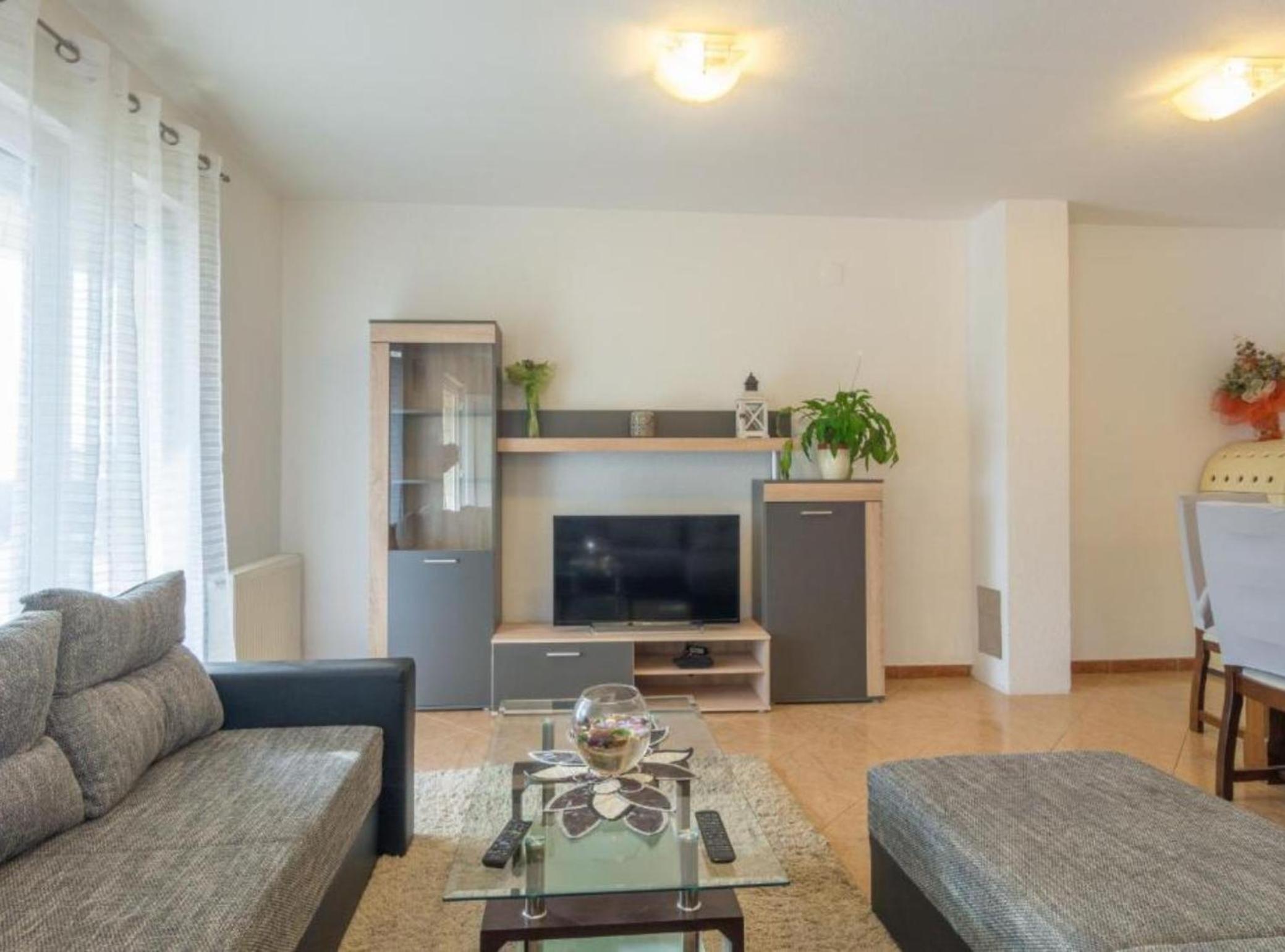 Holiday House BALEN with Swimming Pool