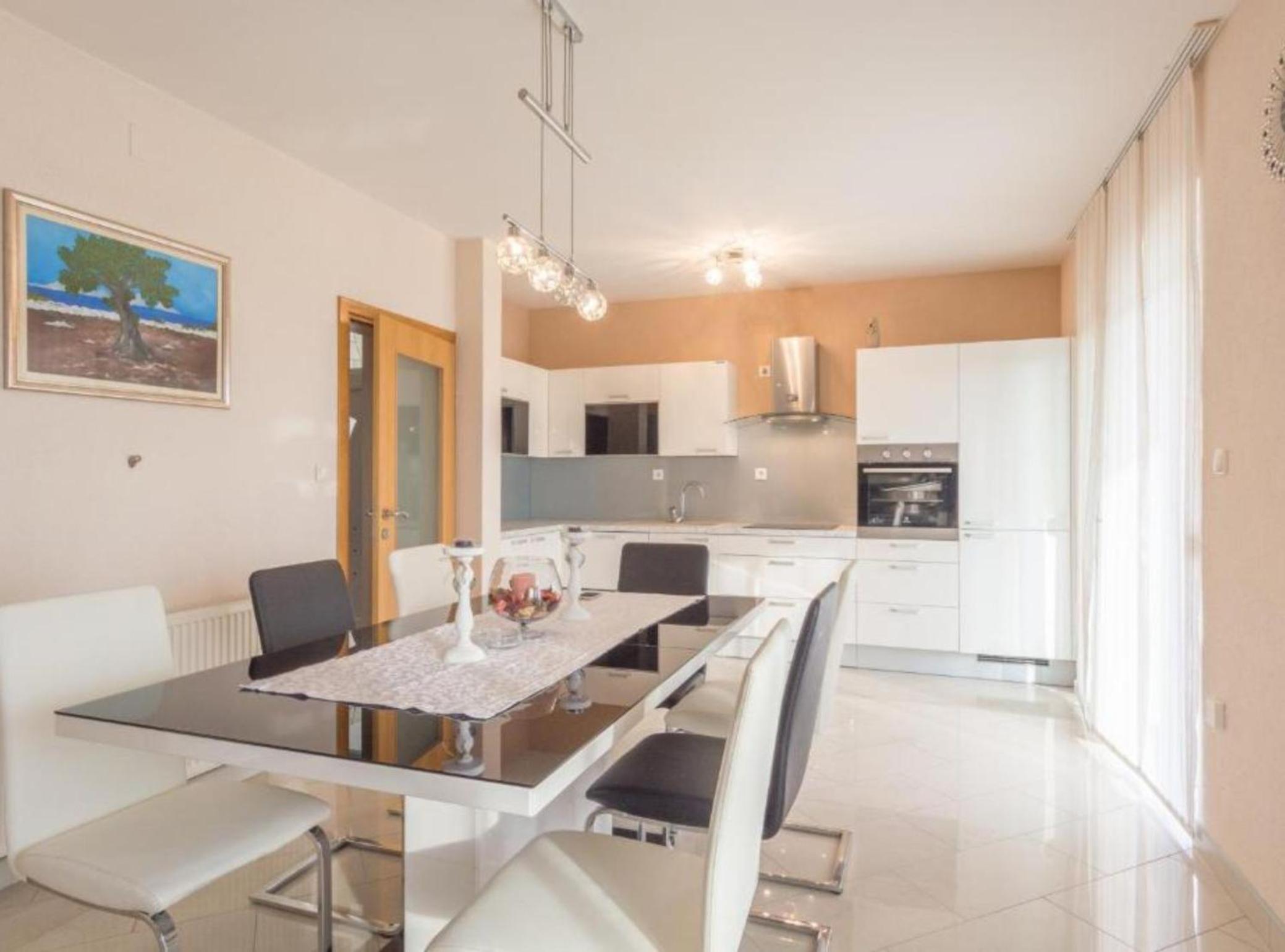 Holiday House BALEN with Swimming Pool