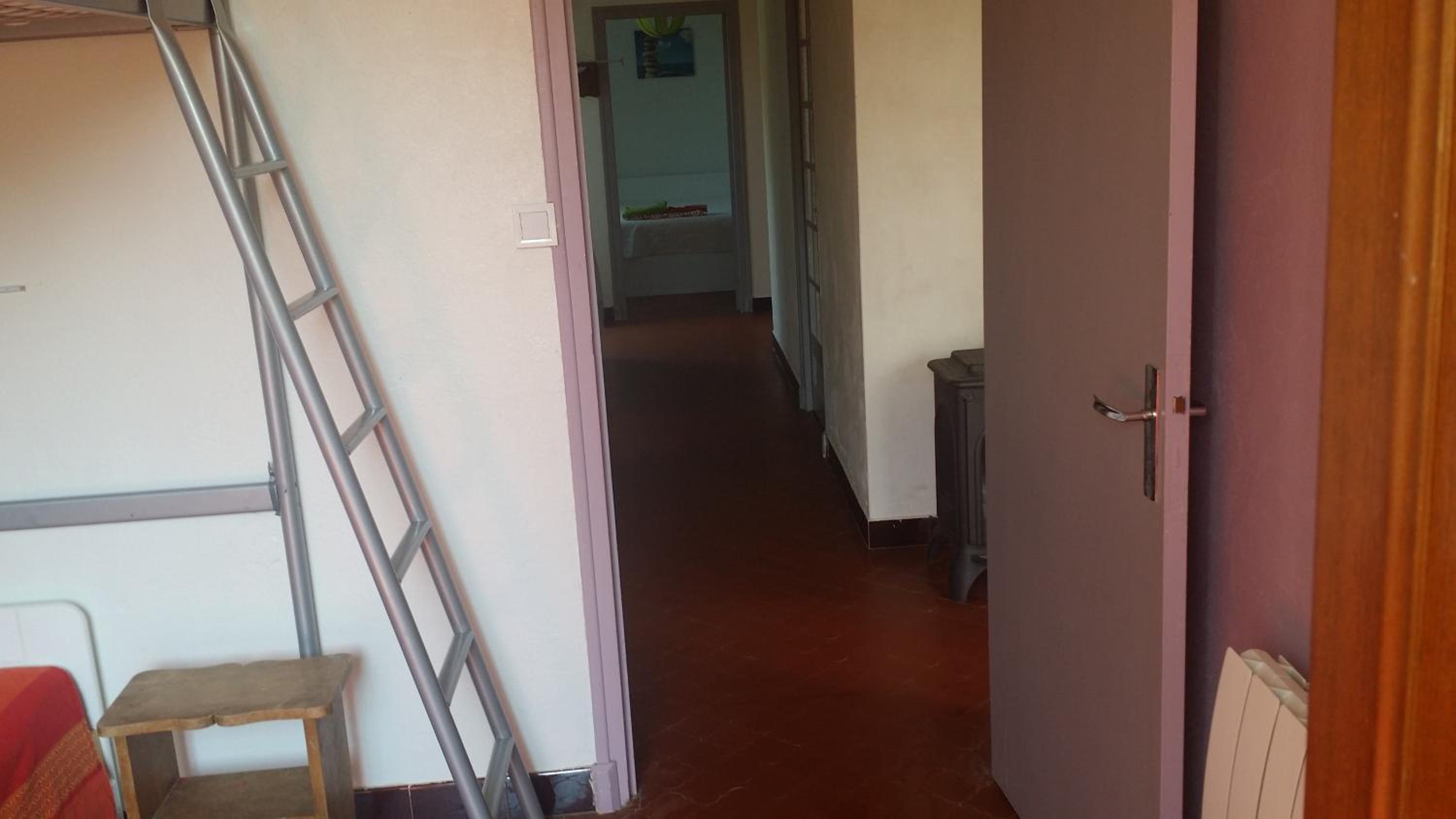 Photo 48