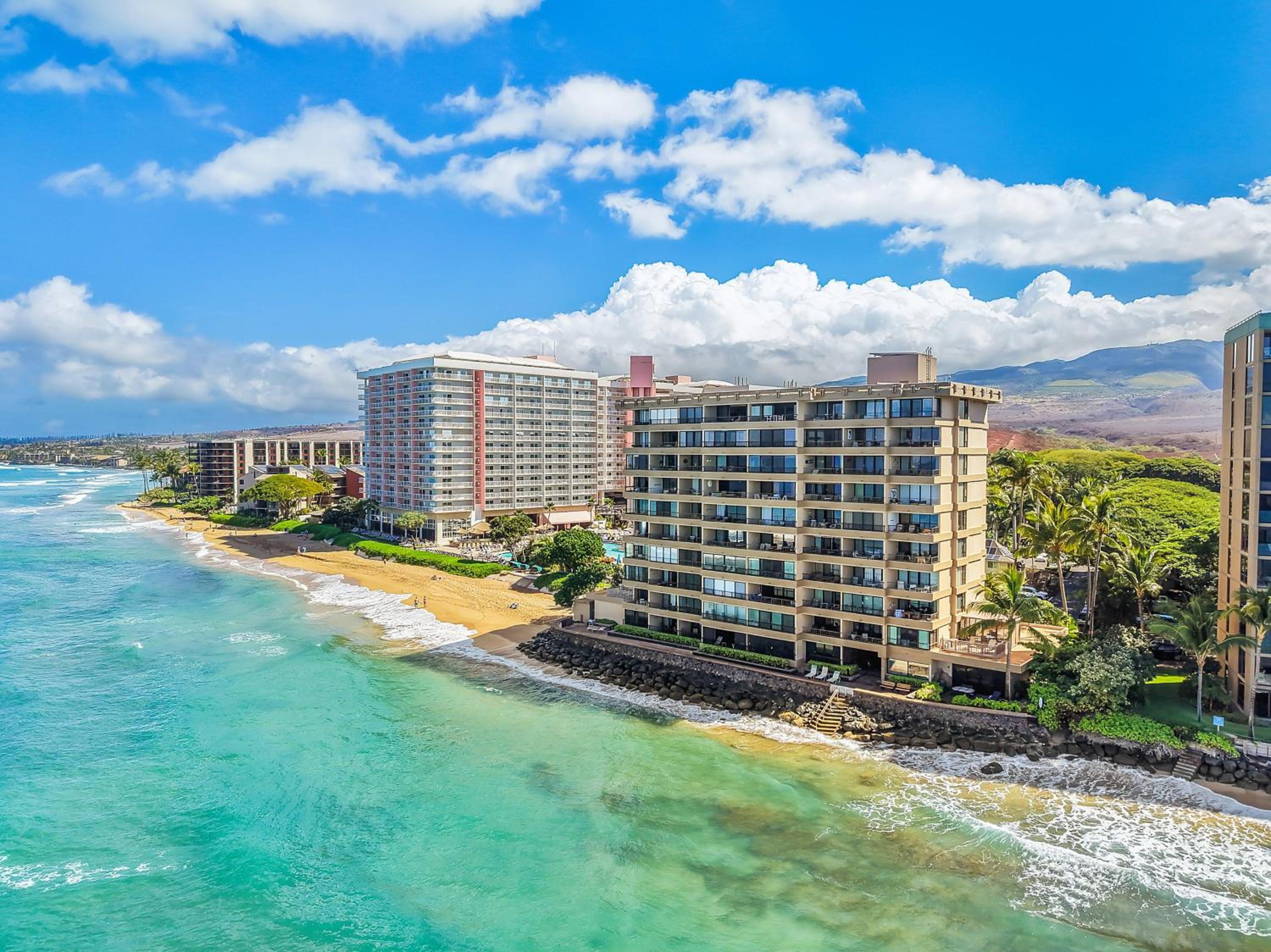 Maui Kai 206 · MK 206 Updated OceanFront Studio w Pool AC Views