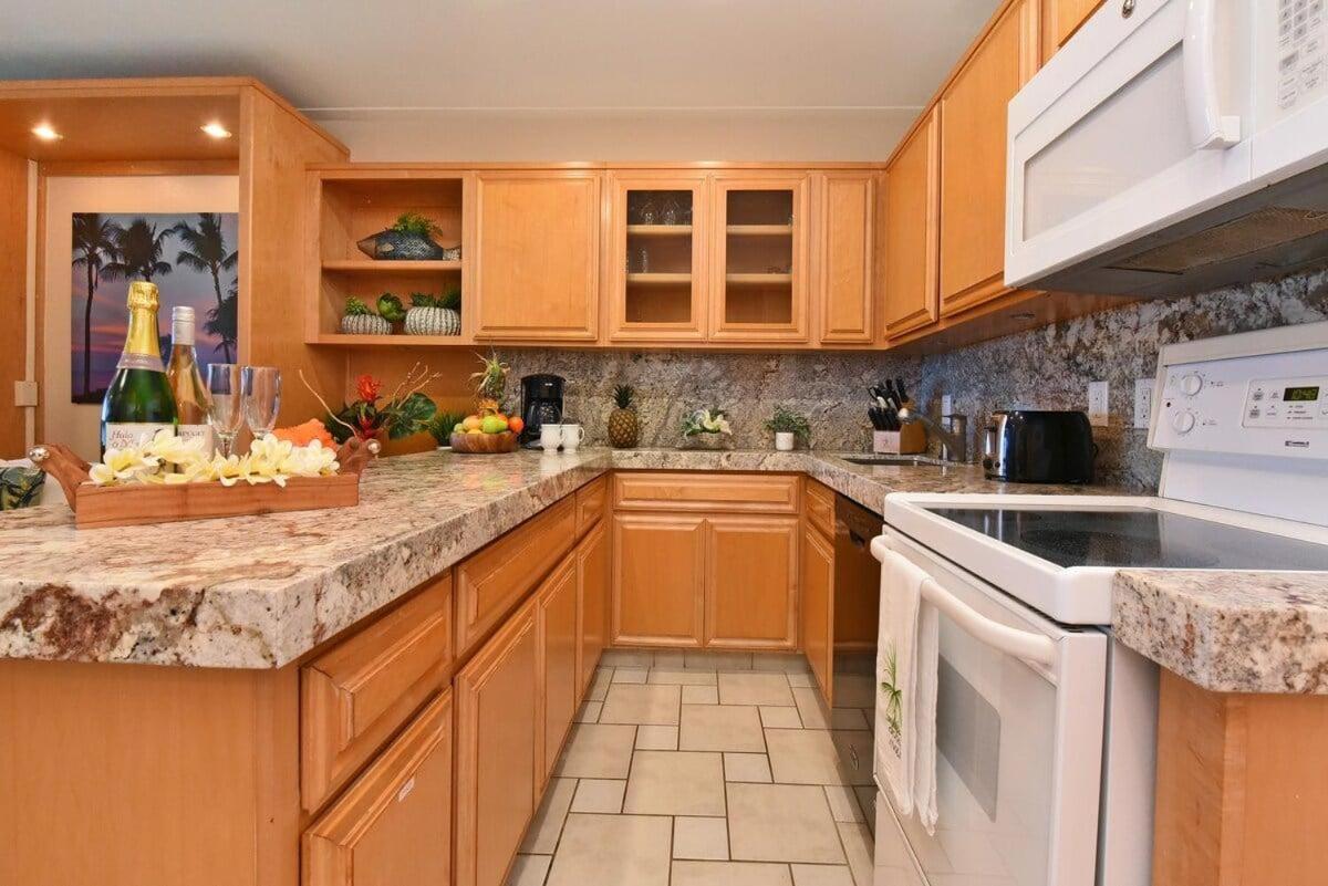 Maui Kai 206 · MK 206 Updated OceanFront Studio w Pool AC Views