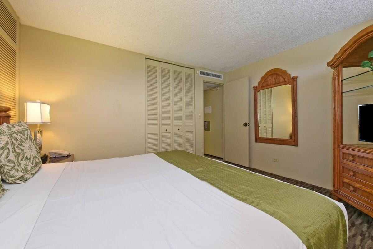 Kaanapali Shores 628 · KS 628 Kaanapali 1BD Condo w Ocean Views