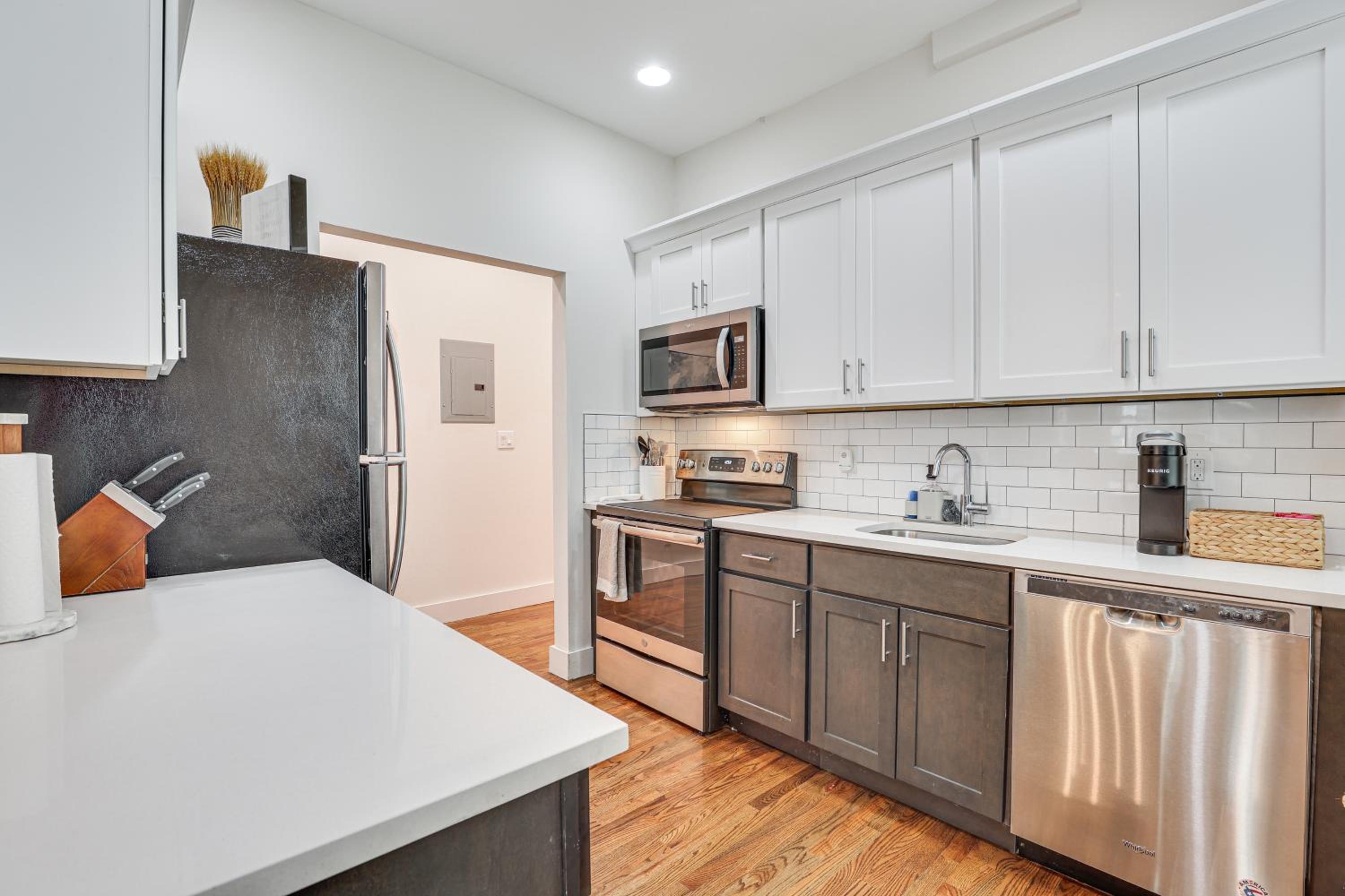 1 Mi to Metro-North! Commuters Apartment Near NYC