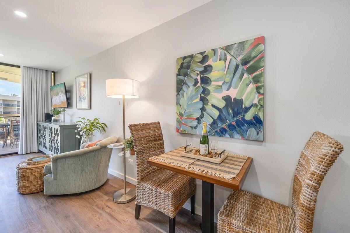 Maui Sunset A404 · MSN A404 OceanFront Remodeled Condo
