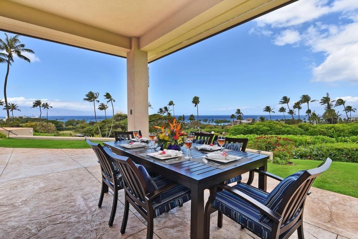 Hale Nui · HALE NUI Luxury Retreat 5BD w Private Pool Hot Tub
