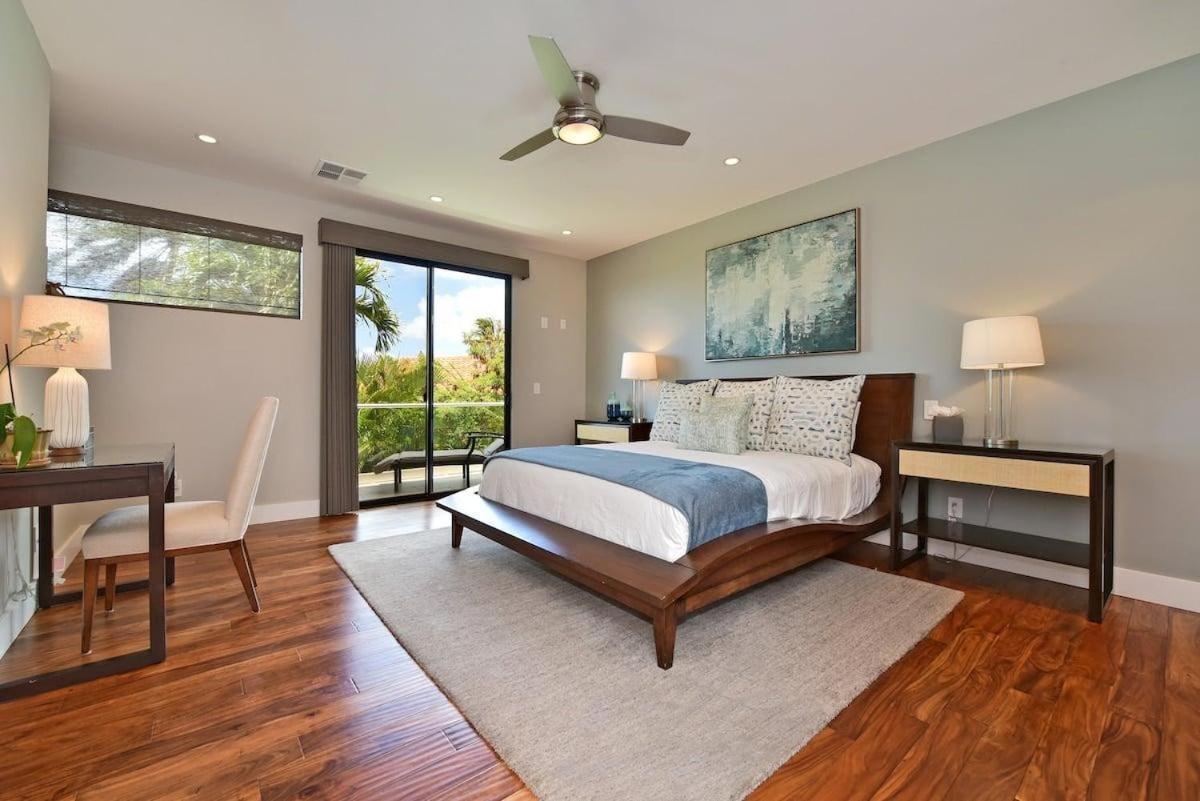 Hale Nui · HALE NUI Luxury Retreat 5BD w Private Pool Hot Tub