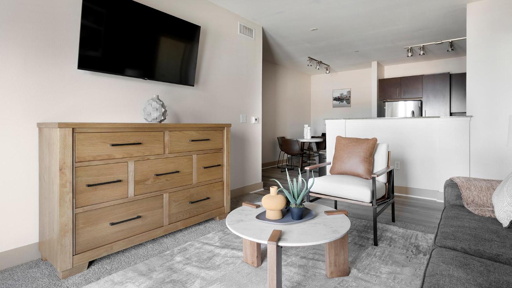 Landing Amazing 1BD Gym Clubhouse