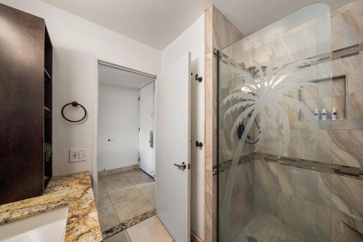 Hale Kamaole 171 · HAK 171 Ground Floor Condo Near Beach w AC