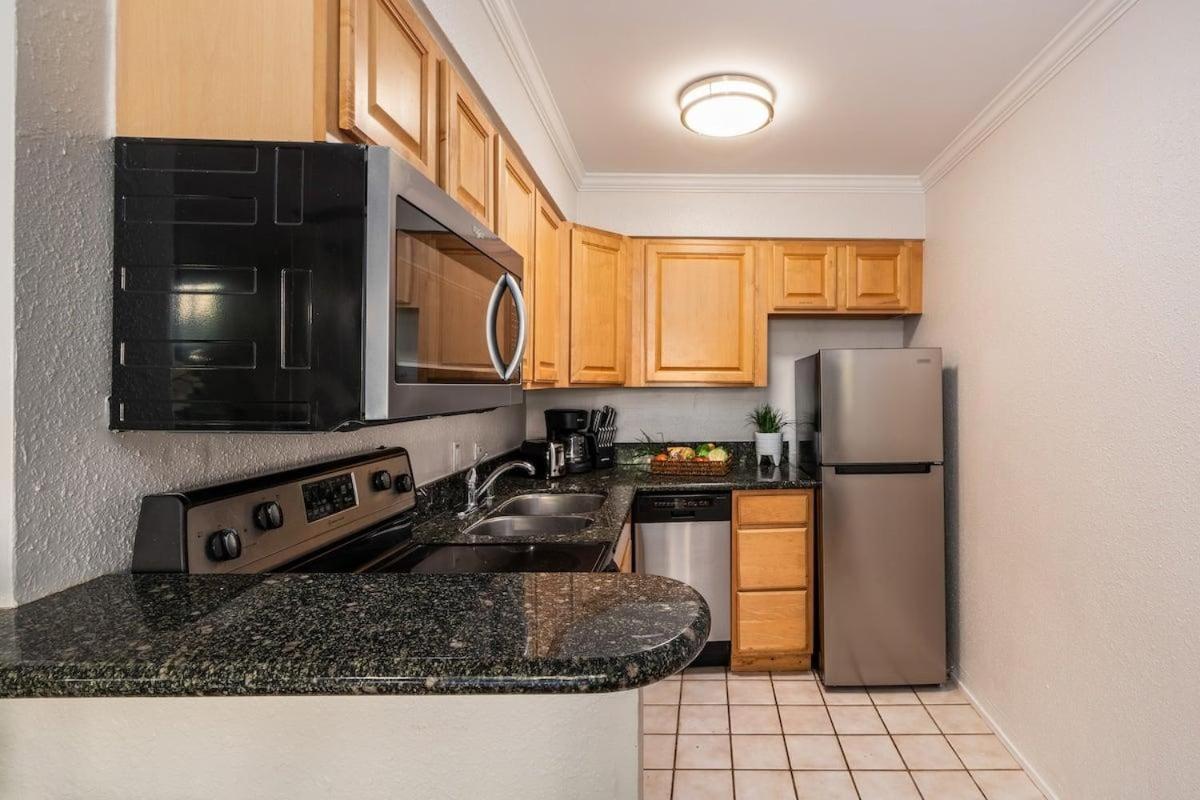 Paki Maui 217 · PM 217 Cozy 1BR Oceanfront Condo w Pool