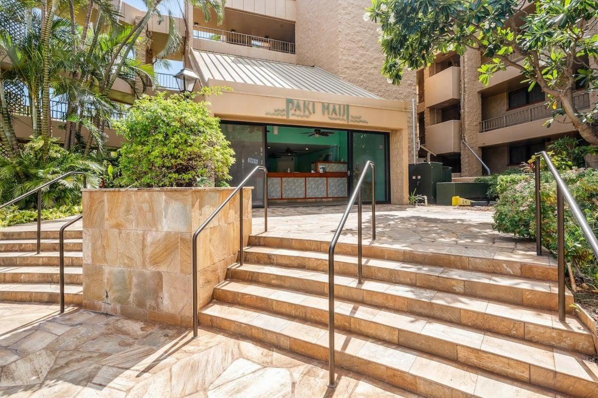 Paki Maui 217 · PM 217 Cozy 1BR Oceanfront Condo w Pool