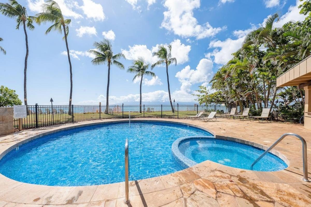 Paki Maui 217 · PM 217 Cozy 1BR Oceanfront Condo w Pool
