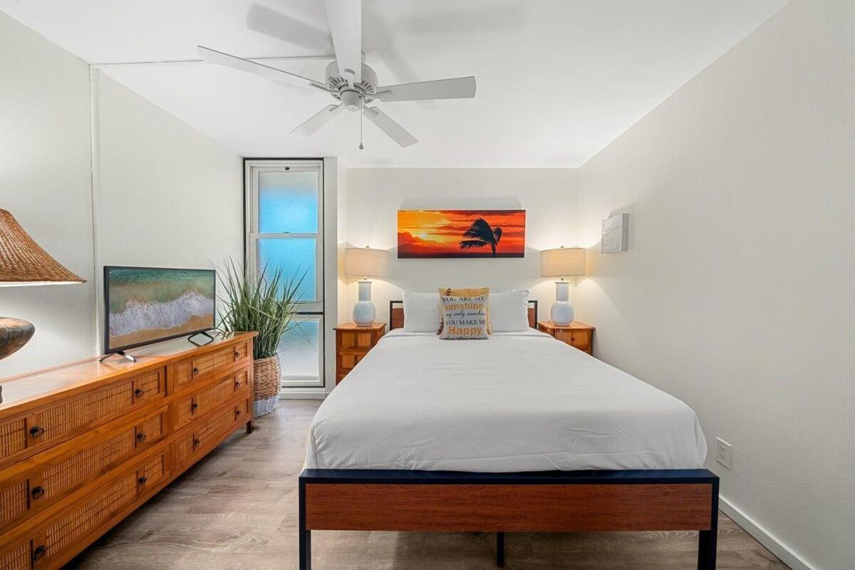 Maui Vista 1106 · MV 1106 Updated 1BD Condo Steps from Beach Poo