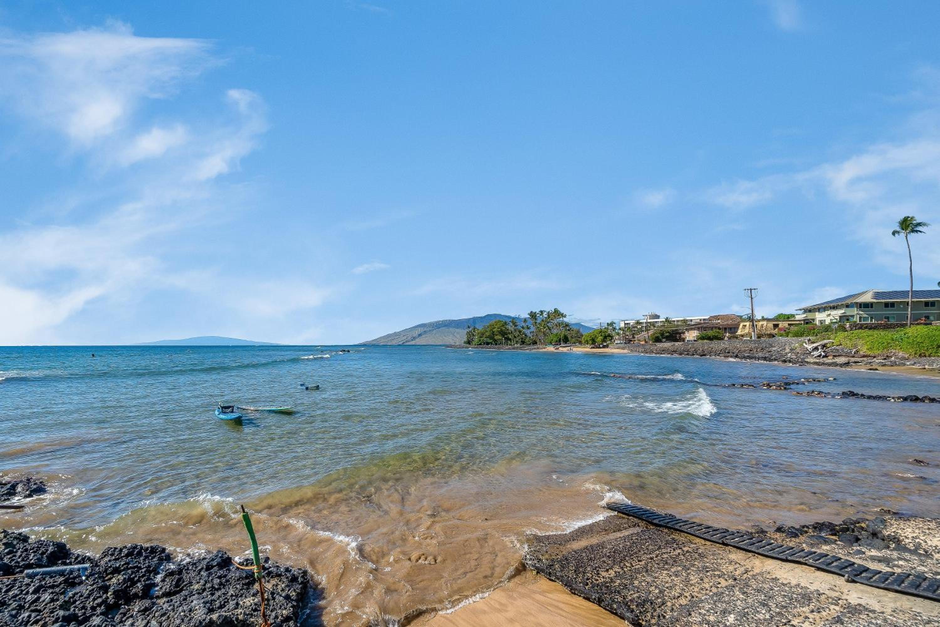 Maui Vista 1106 · MV 1106 Updated 1BD Condo Steps from Beach Poo