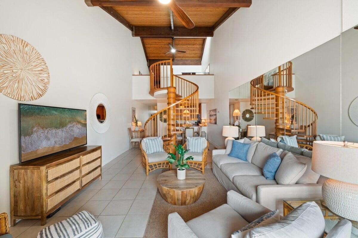 Kamaole Sands 8409 · KAS 8409 Ocean Views from this Freshly Upda