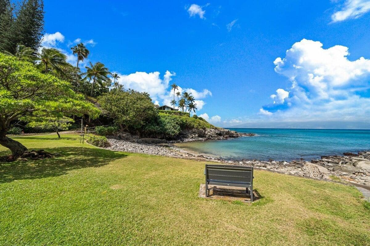 Alaeloa 38 · ALA 38 Beautifully Remodel 3BD Partial Ocean Views