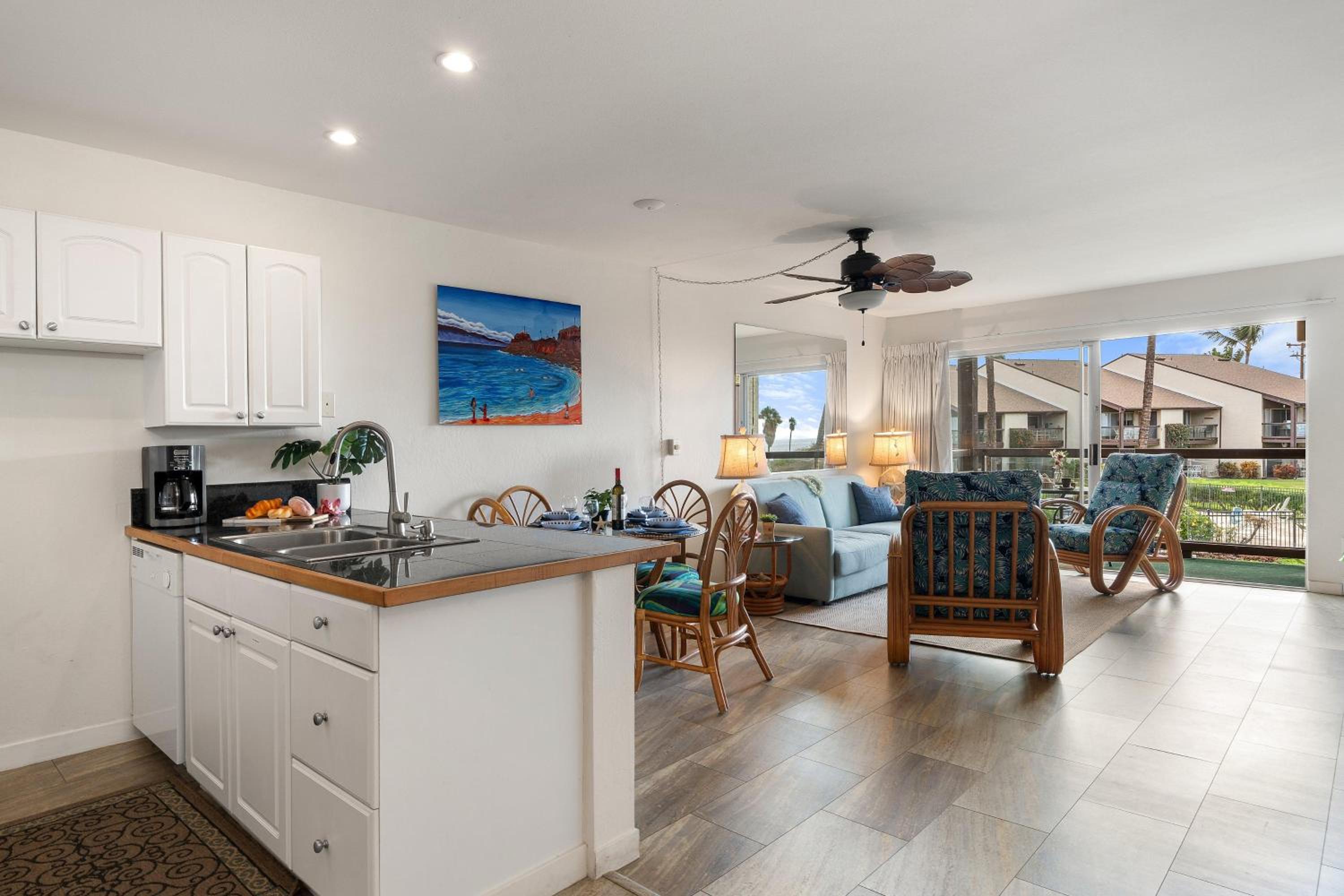 Hale Kamaole 210 · HAK 210 1BD Ocean view Walk to the Beach and