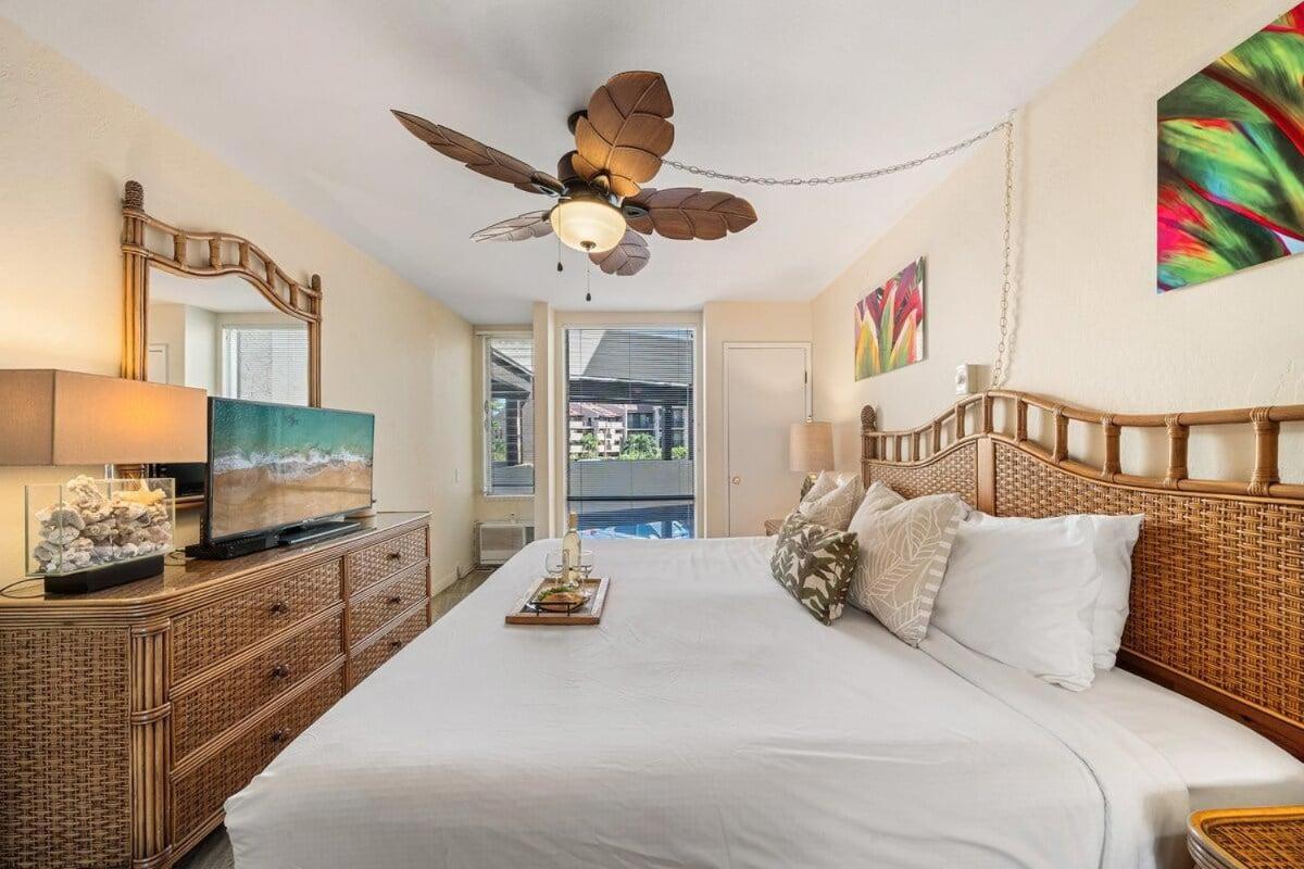 Hale Kamaole 210 · HAK 210 1BD Ocean view Walk to the Beach and