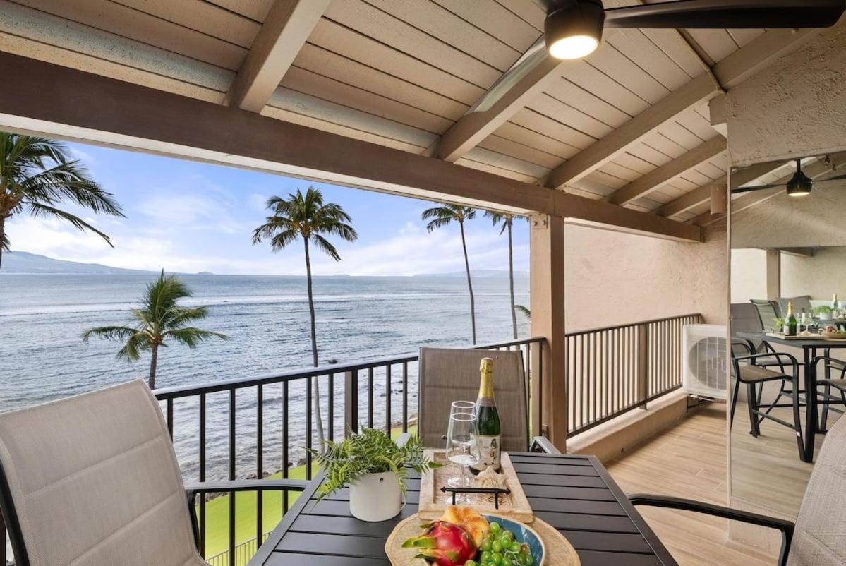 Lauloa 403 · LOA 403 Fully Remodeled Direct Oceanfront 2BD