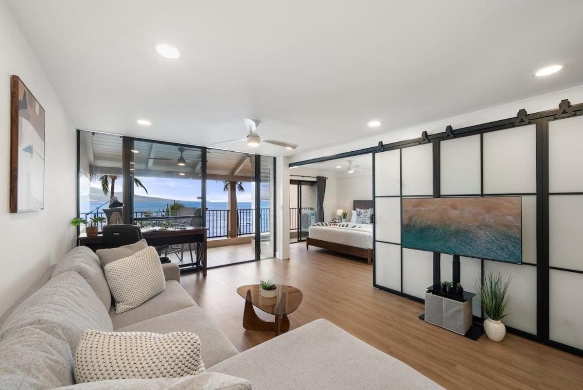 Lauloa 403 · LOA 403 Fully Remodeled Direct Oceanfront 2BD