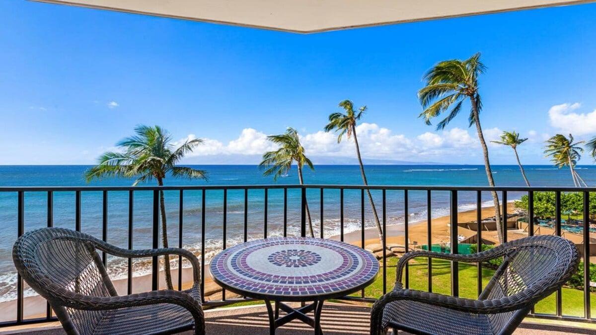 Valley Isle 407 · VI 407 BeachFront Studio w Pool