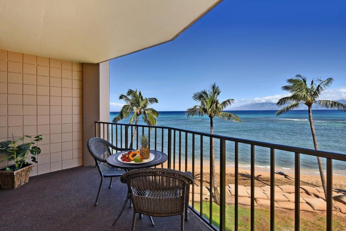 Valley Isle 407 · VI 407 BeachFront Studio w Pool