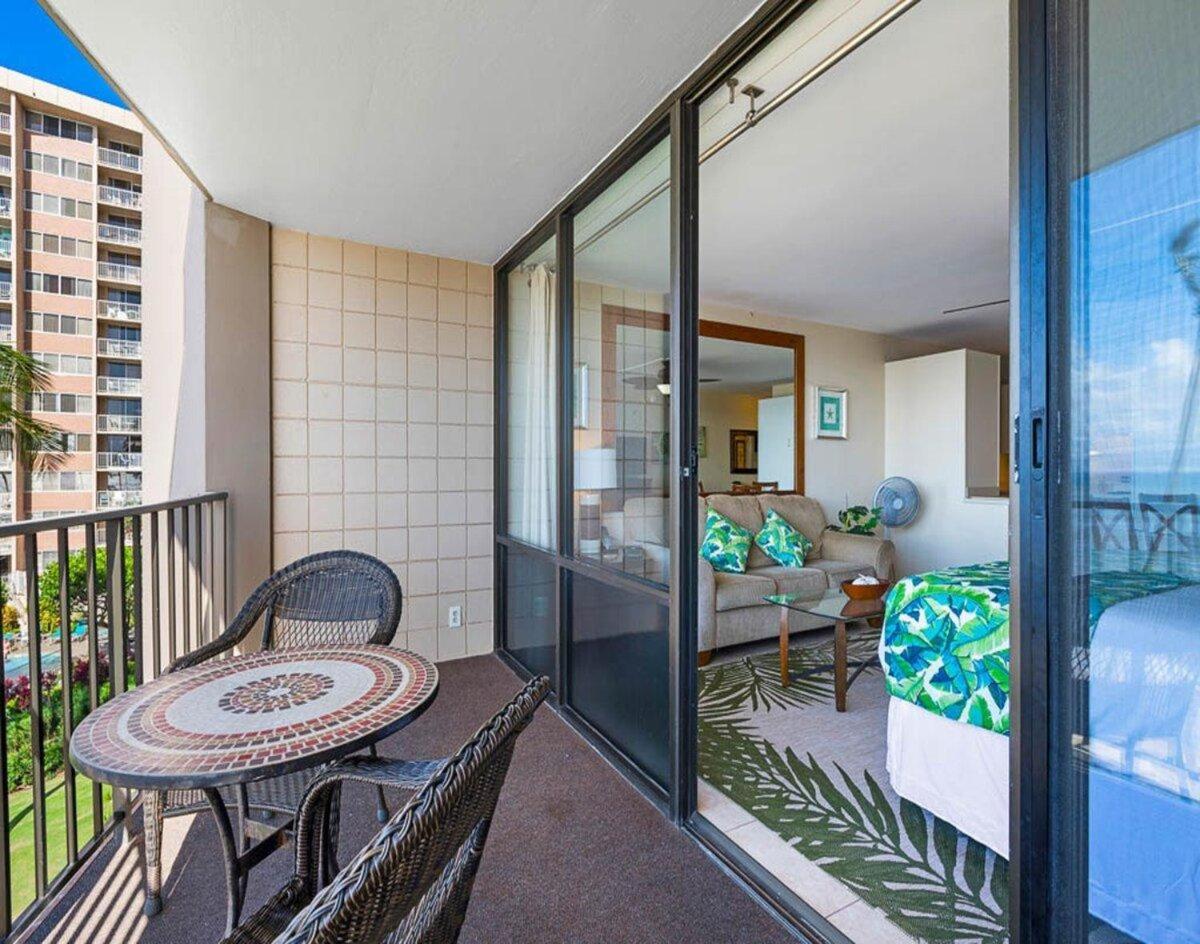 Valley Isle 407 · VI 407 BeachFront Studio w Pool