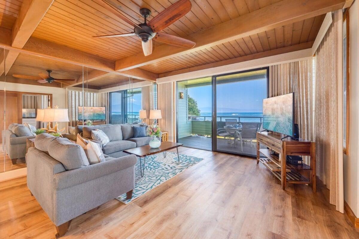 Kahana Outrigger 3A2 · KHO 3A2 Updated OceanFront 3BD wPool AC O