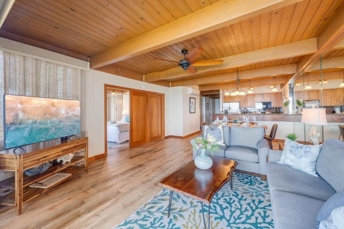 Kahana Outrigger 3A2 · KHO 3A2 Updated OceanFront 3BD wPool AC O