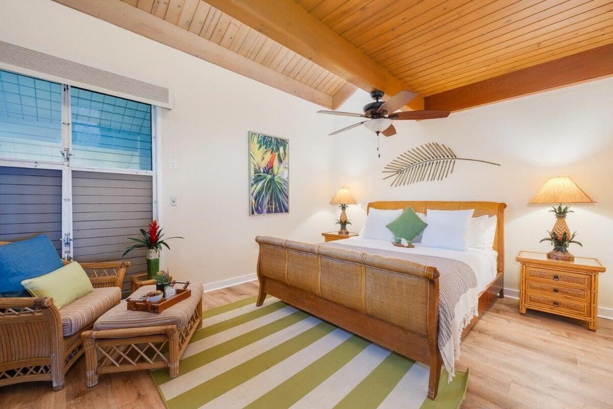 Kahana Outrigger 3A2 · KHO 3A2 Updated OceanFront 3BD wPool AC O