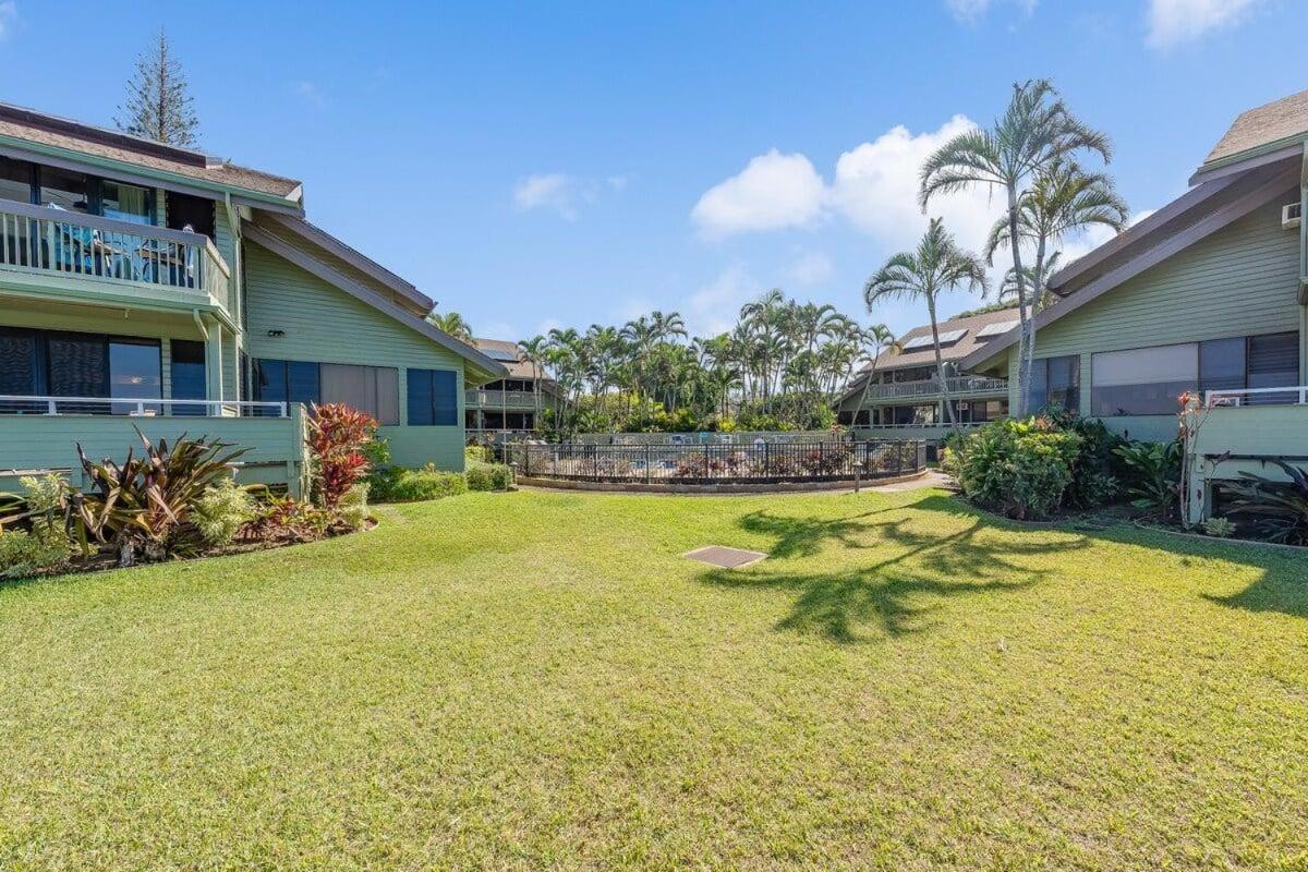 Kahana Outrigger 3A2 · KHO 3A2 Updated OceanFront 3BD wPool AC O